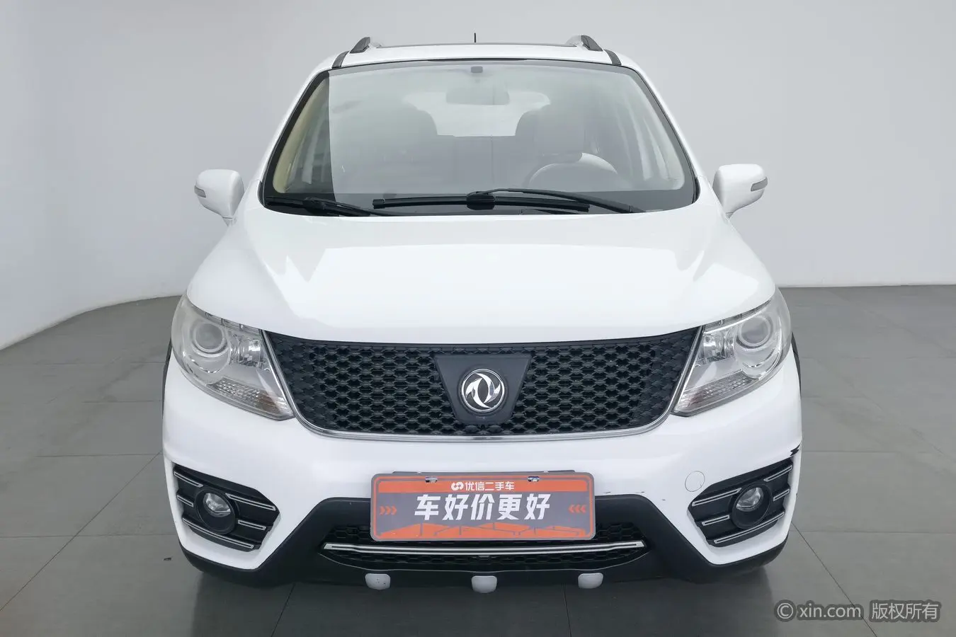 Forthing Jingyi X3  из Китая