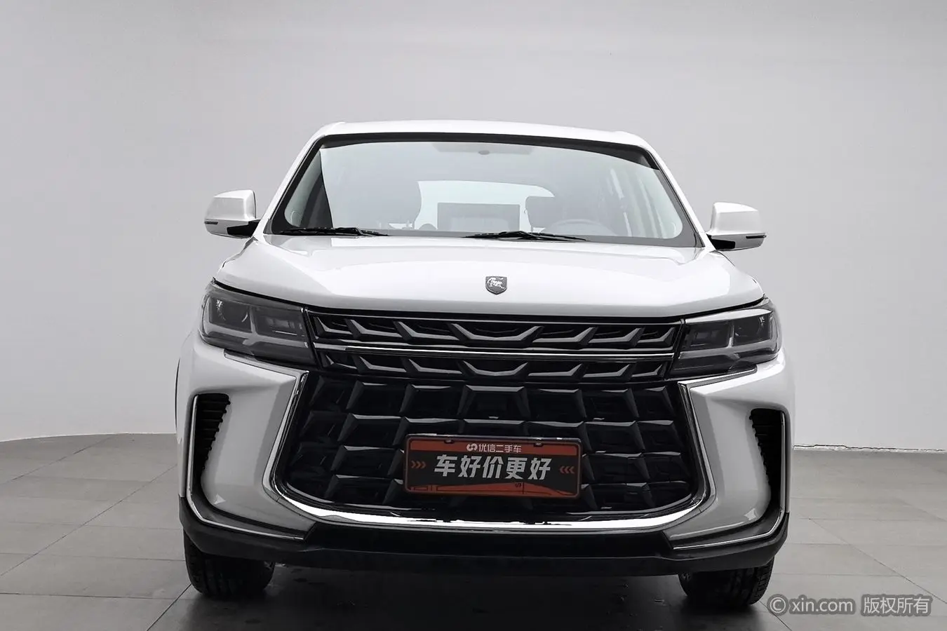 Forthing Fengxing T5  из Китая