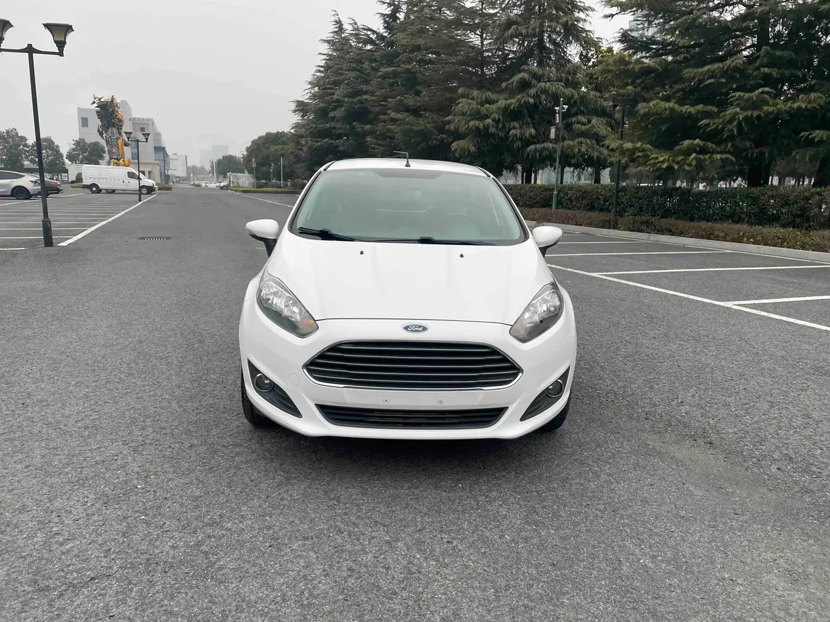 Ford Carnival  из Китая