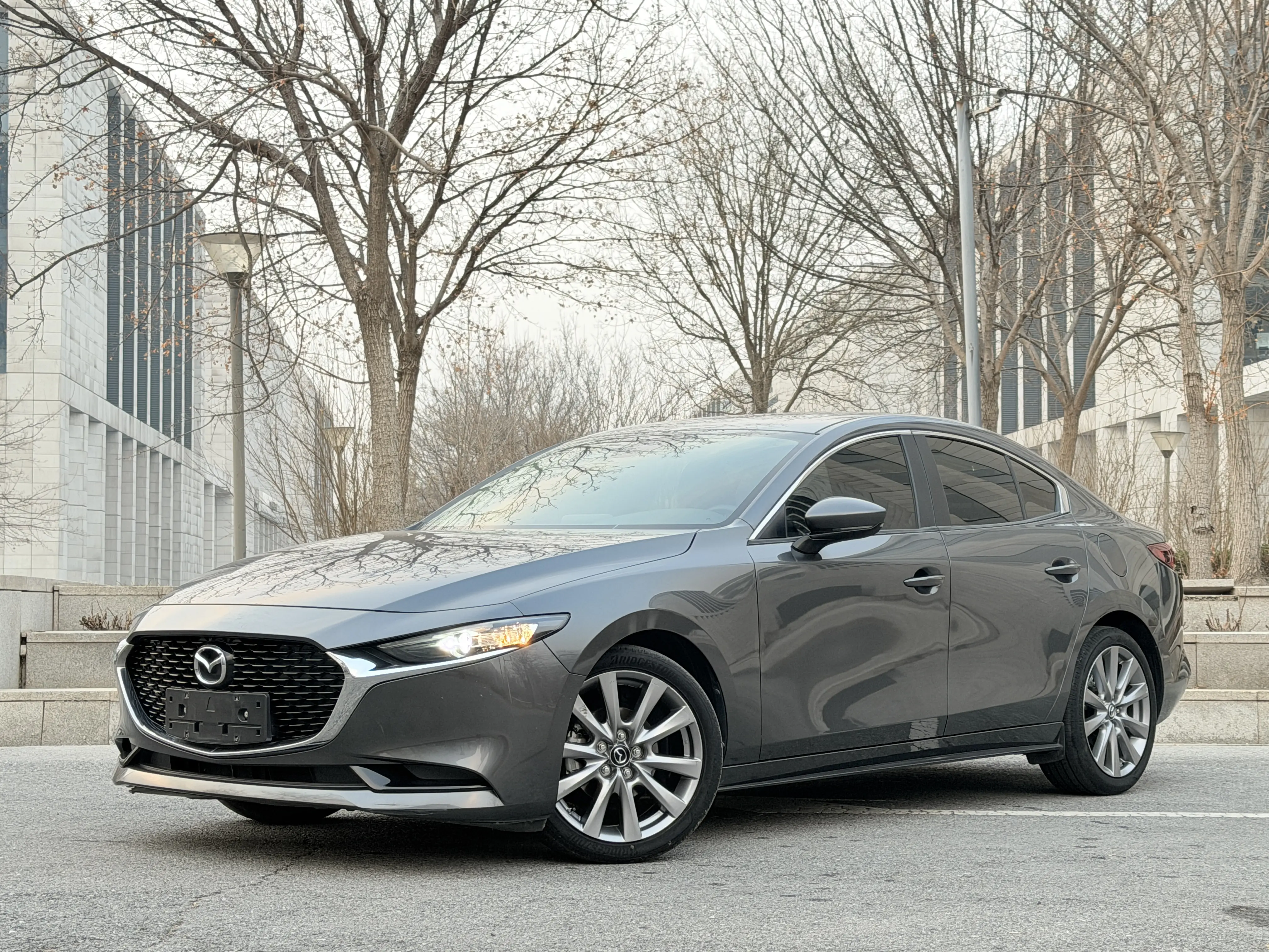 Mazda Axela (Mazda3)  из Китая