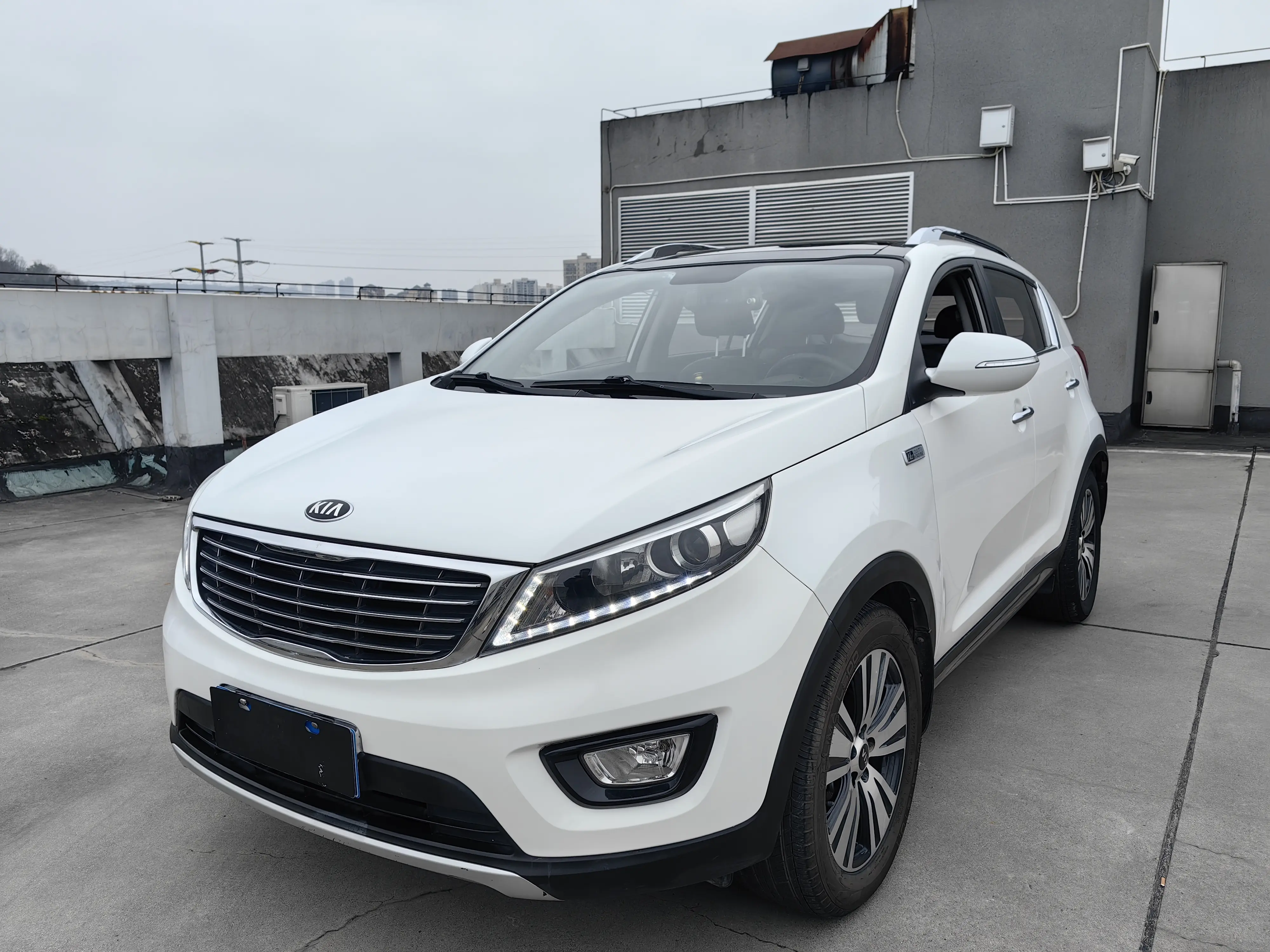 Kia Sportage  из Китая