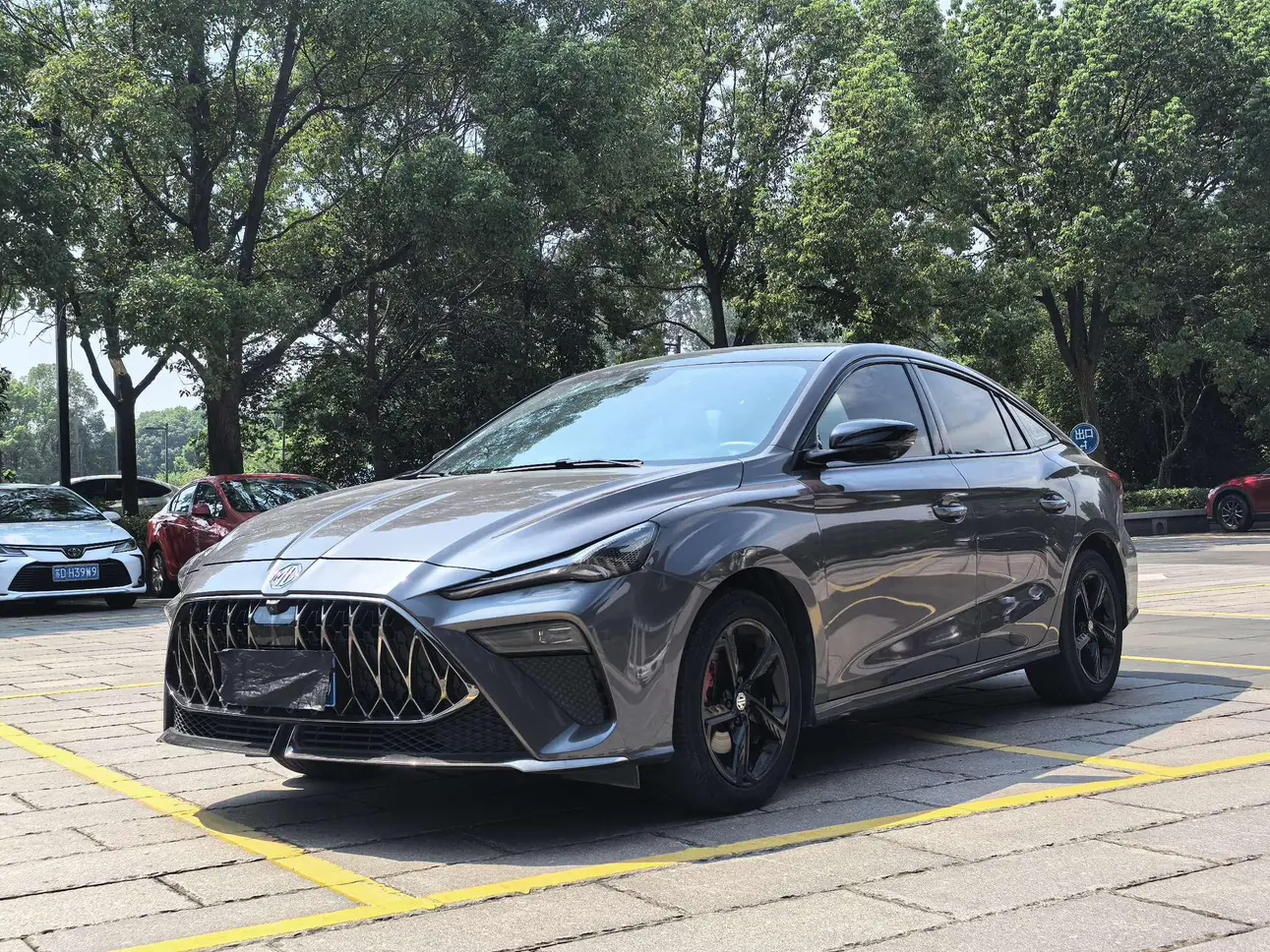 MG 5 Scorpio  из Китая