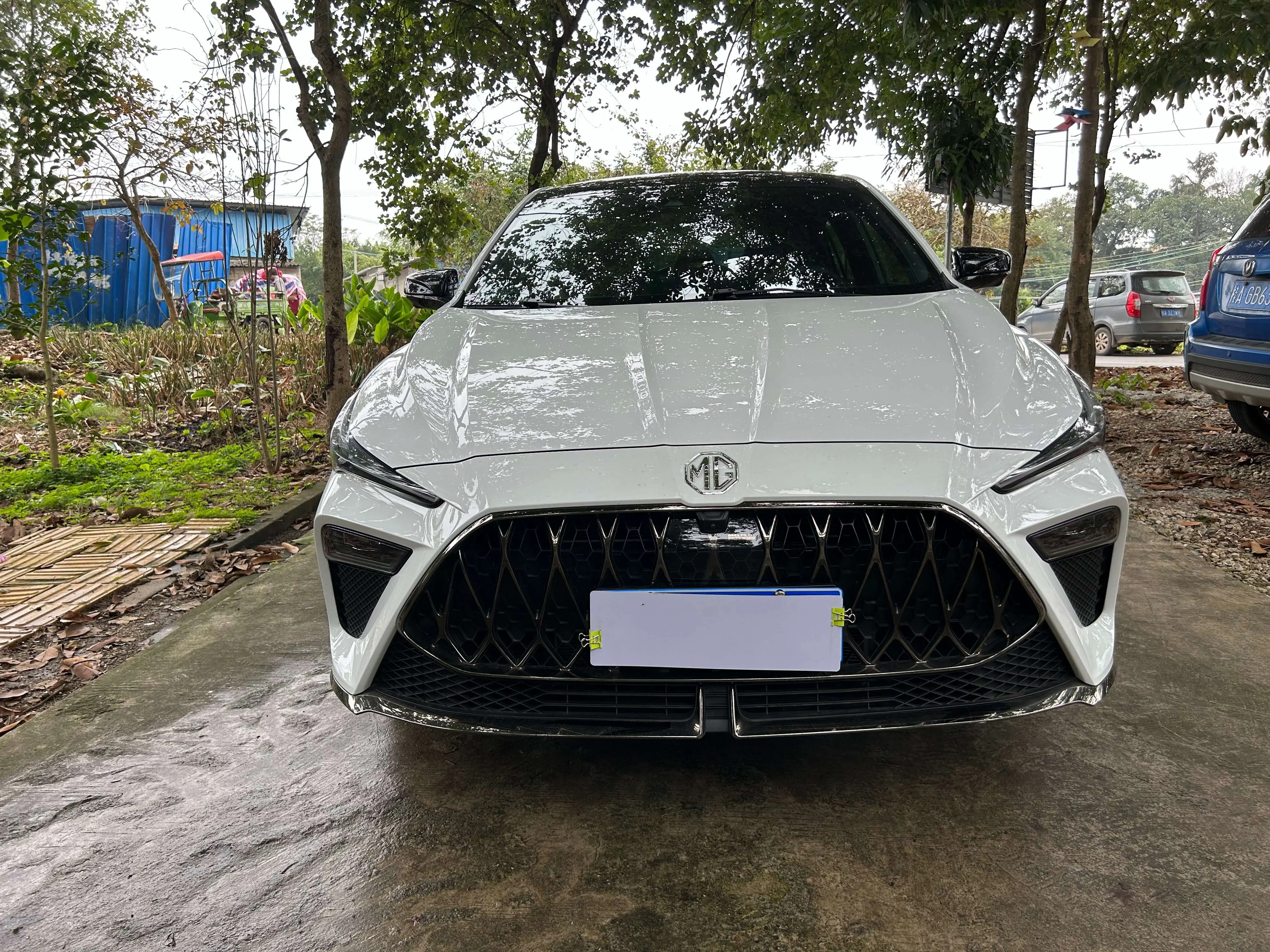 MG 5 Scorpio  из Китая