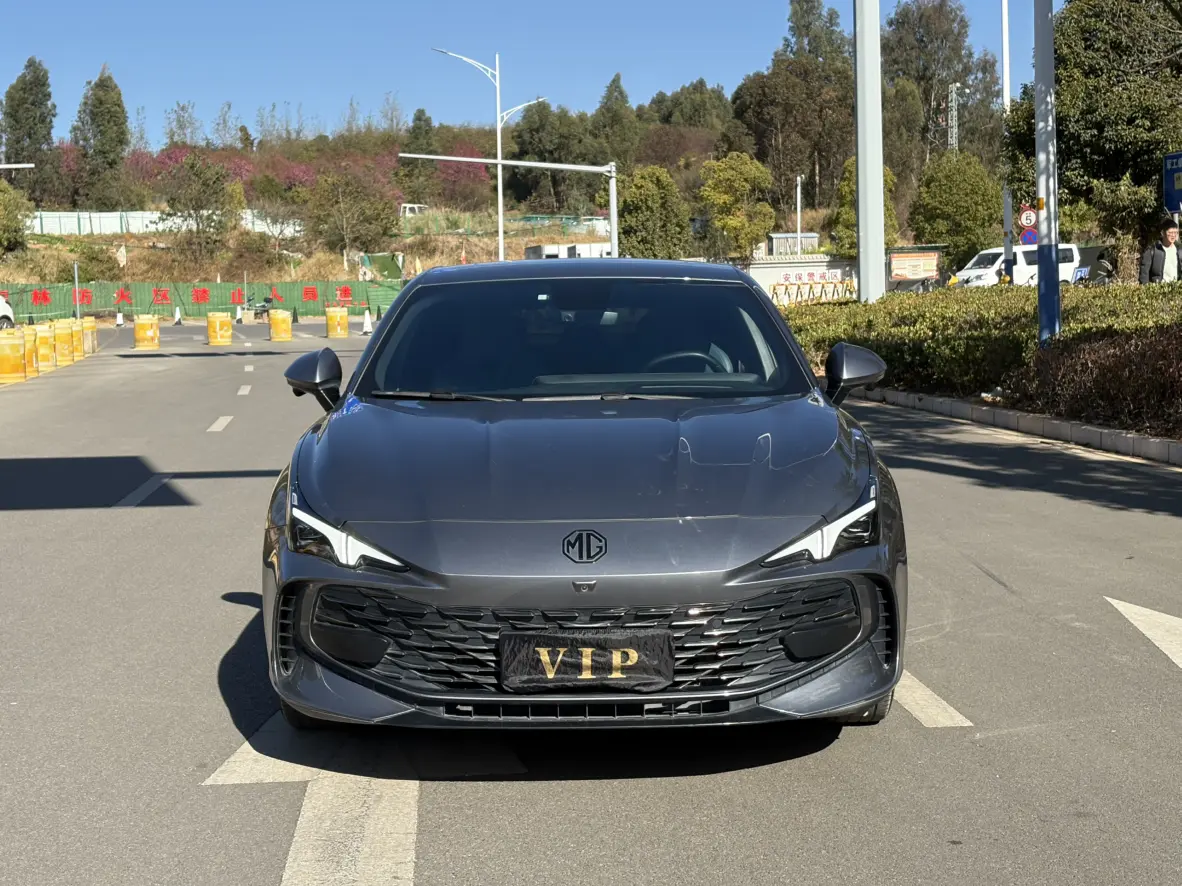 MG 7  из Китая