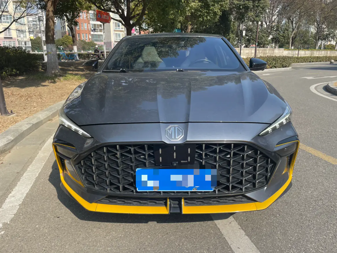 MG 6  из Китая