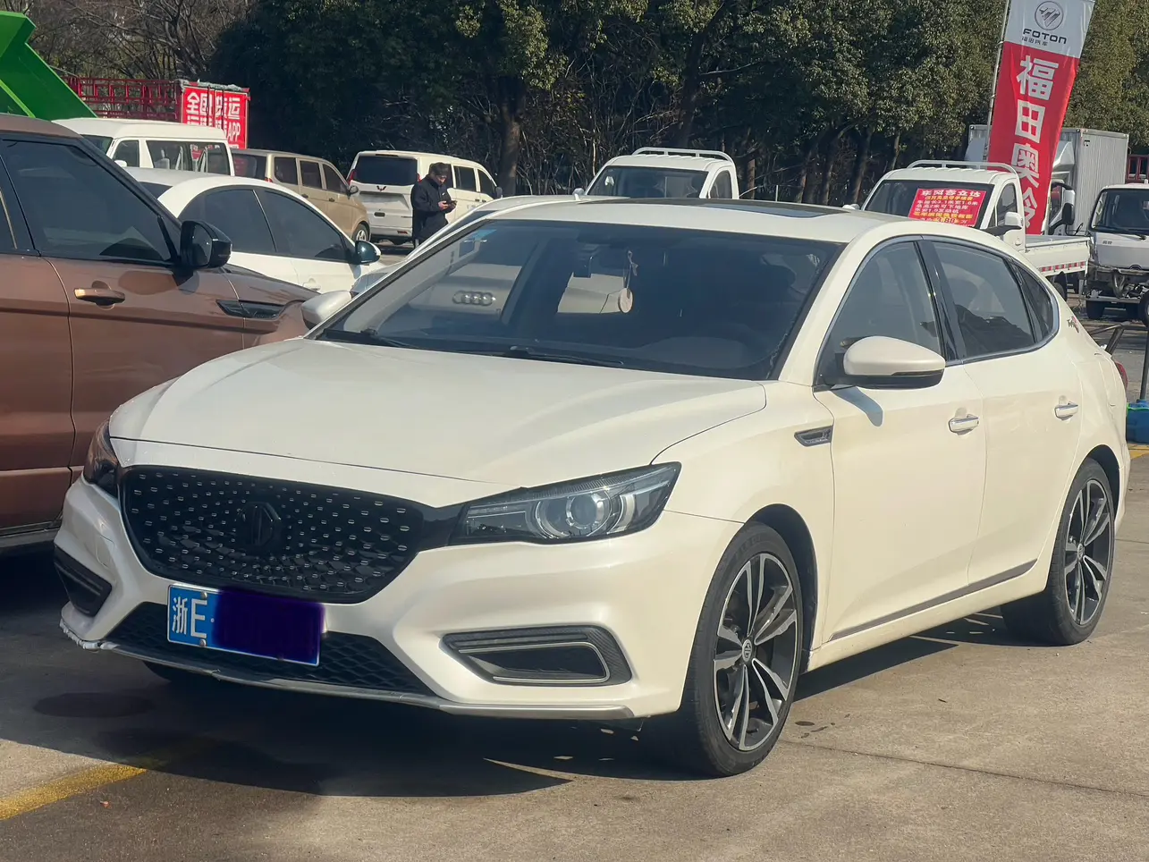 MG 6  из Китая