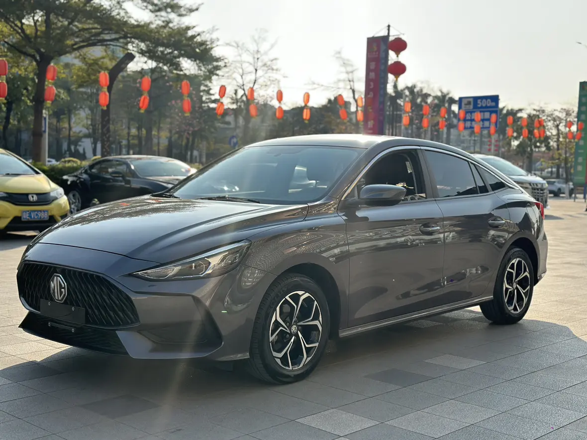 MG 5  из Китая