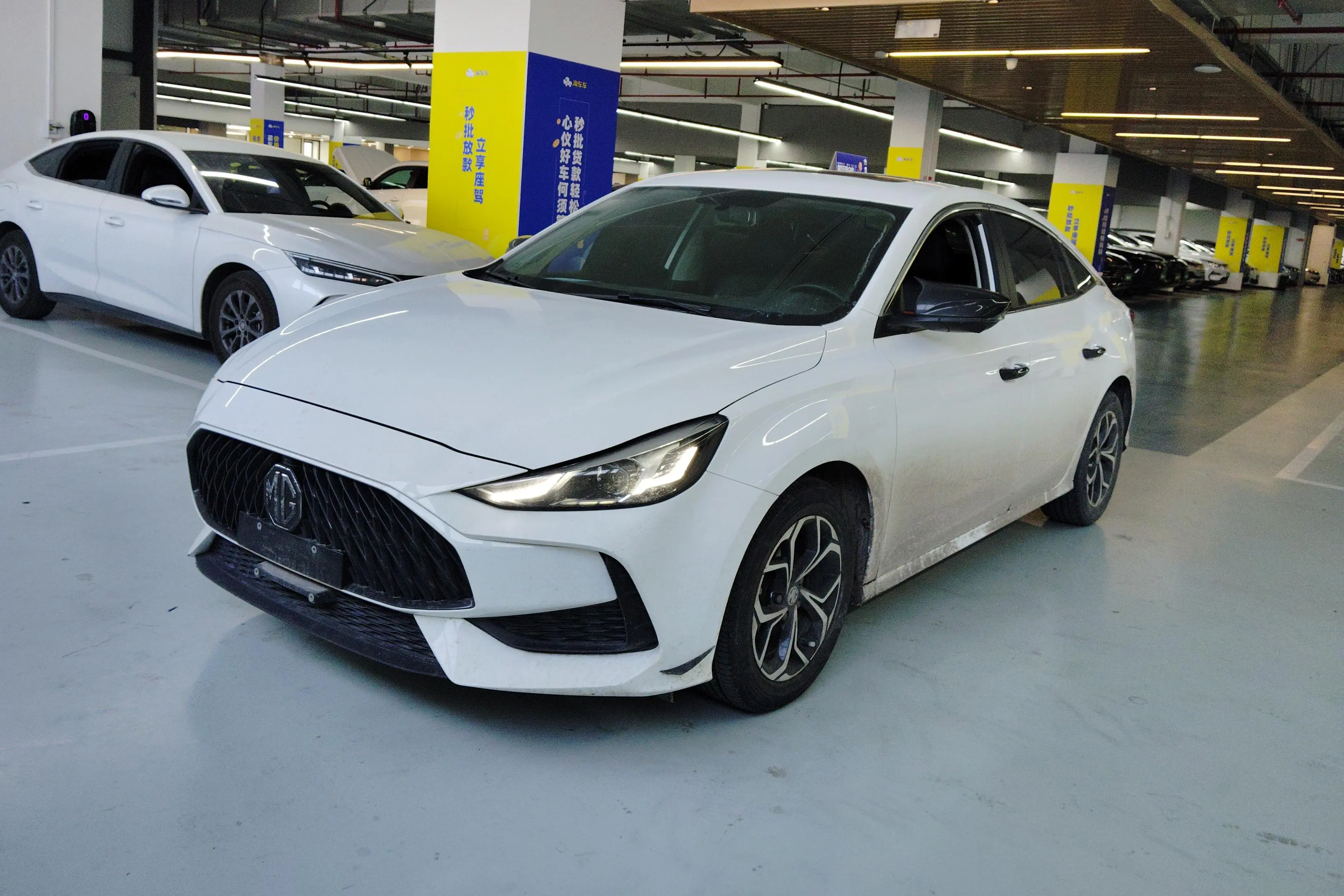 MG 5  из Китая