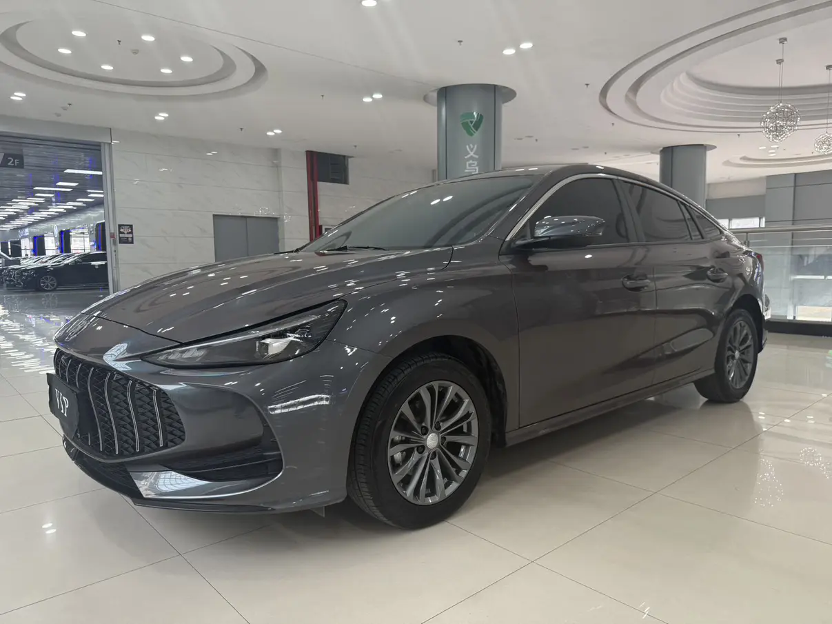 MG 5  из Китая