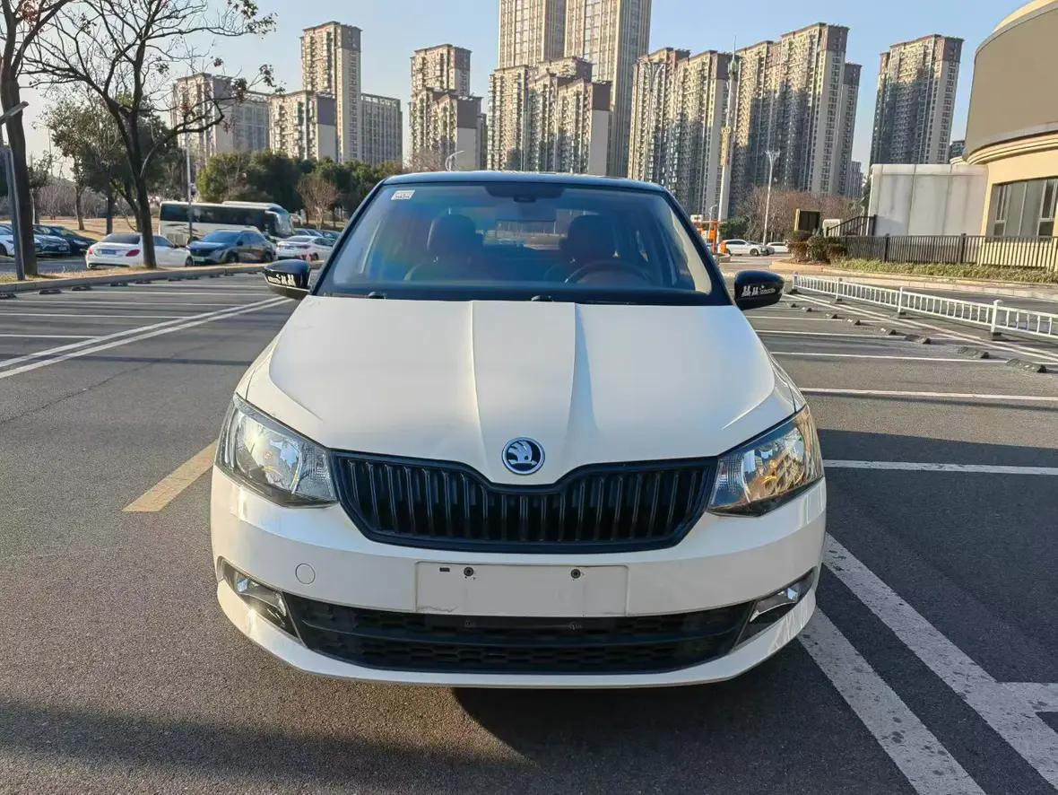 Skoda Jing Rui  из Китая