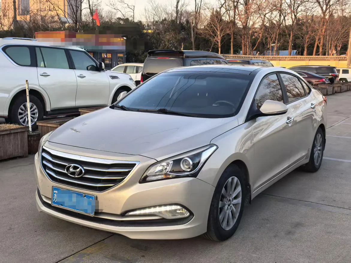 Hyundai Famous pictures  из Китая