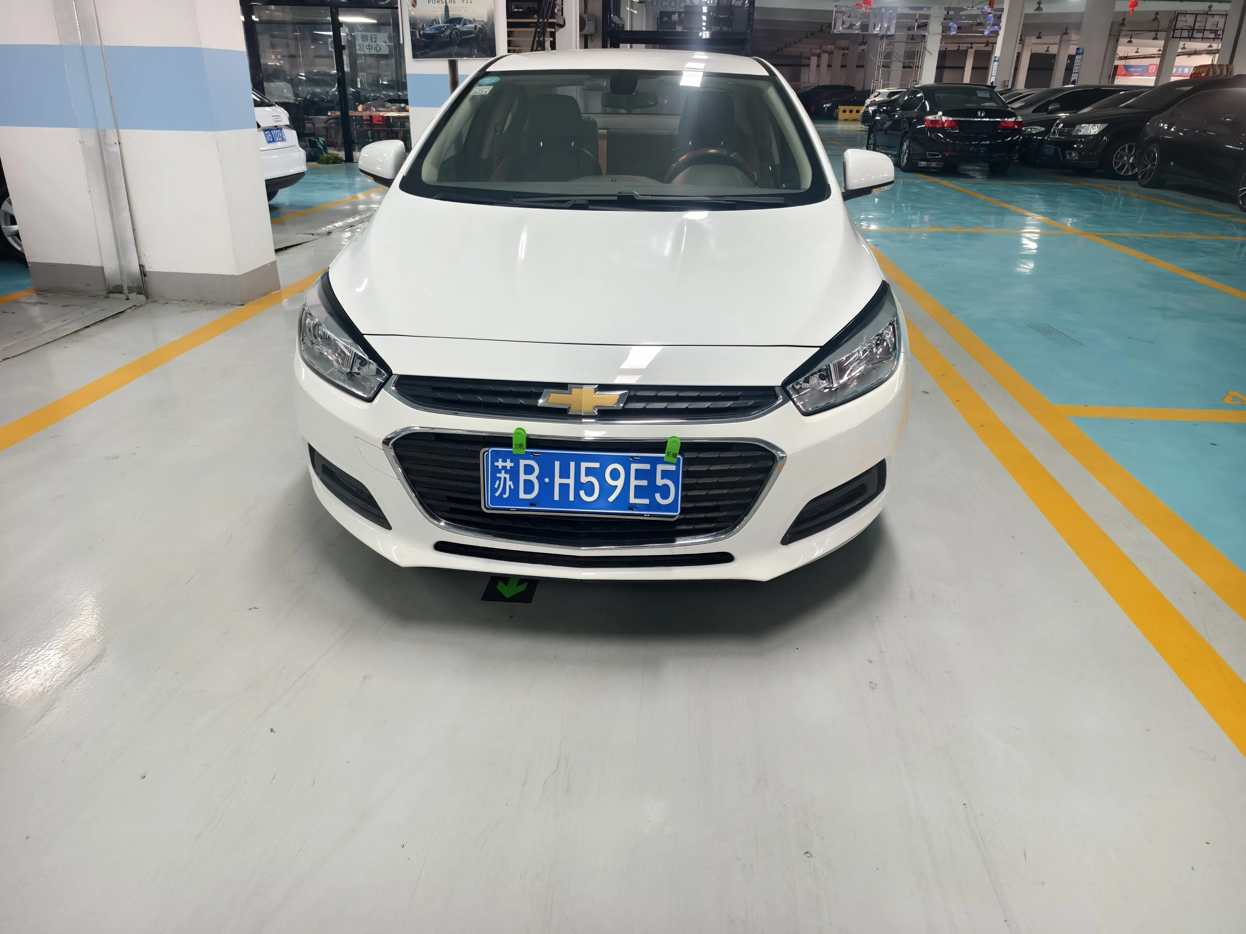 Chevrolet Monza (Cruze)  из Китая