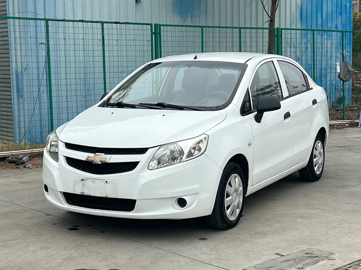 Chevrolet Sail  из Китая