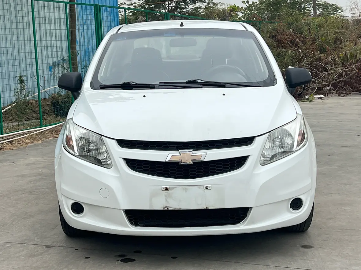 Chevrolet Sail  из Китая