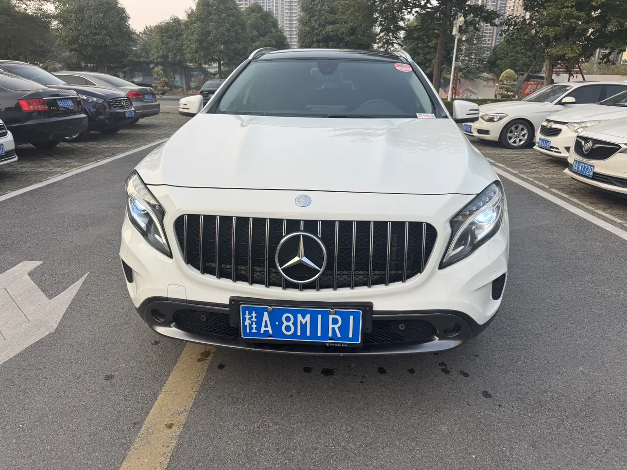 Mercedes-Benz GLA  из Китая