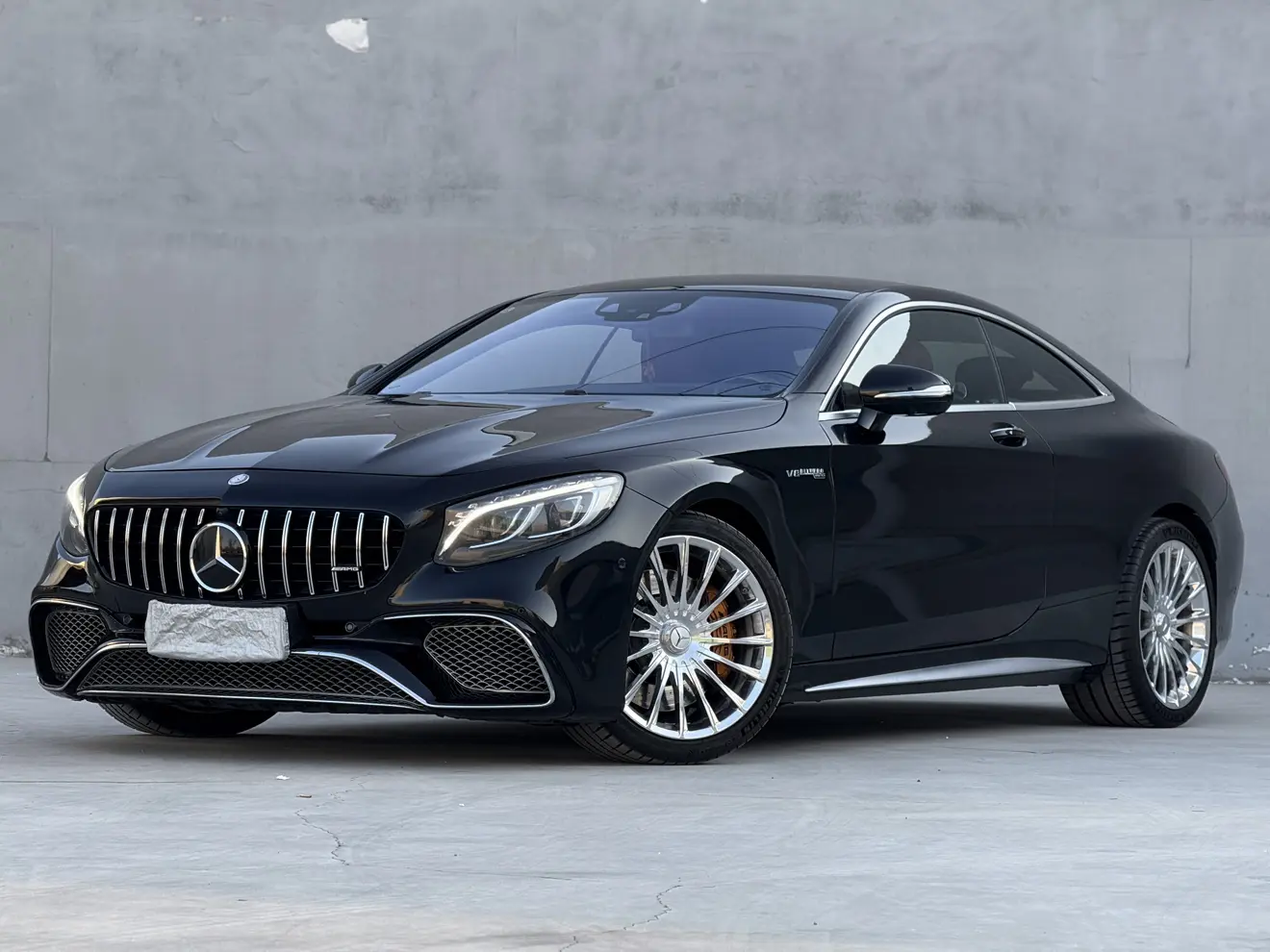 Mercedes-Benz S-Class AMG  из Китая