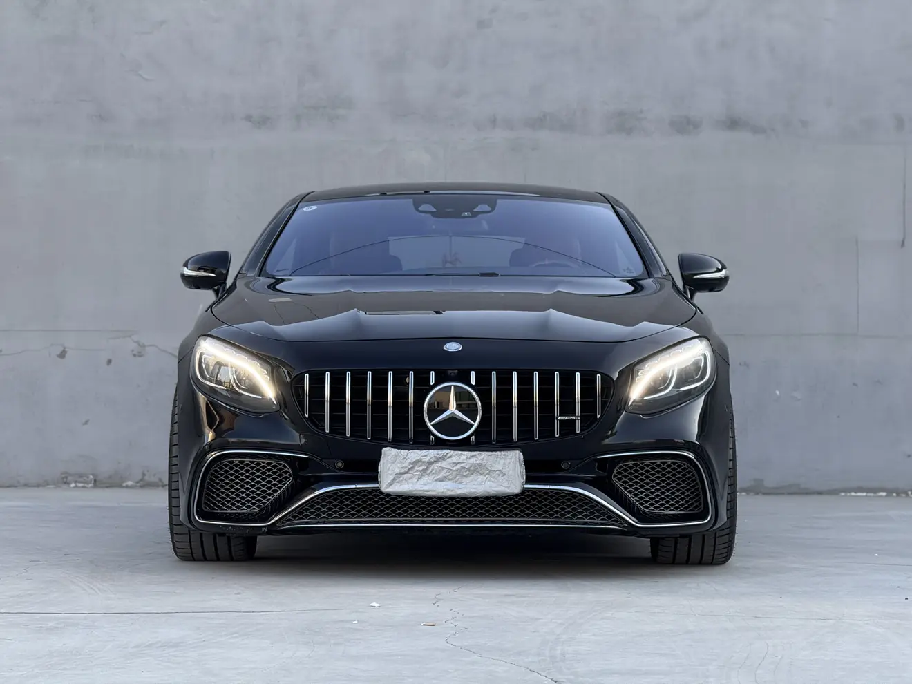 Mercedes-Benz S-Class AMG  из Китая