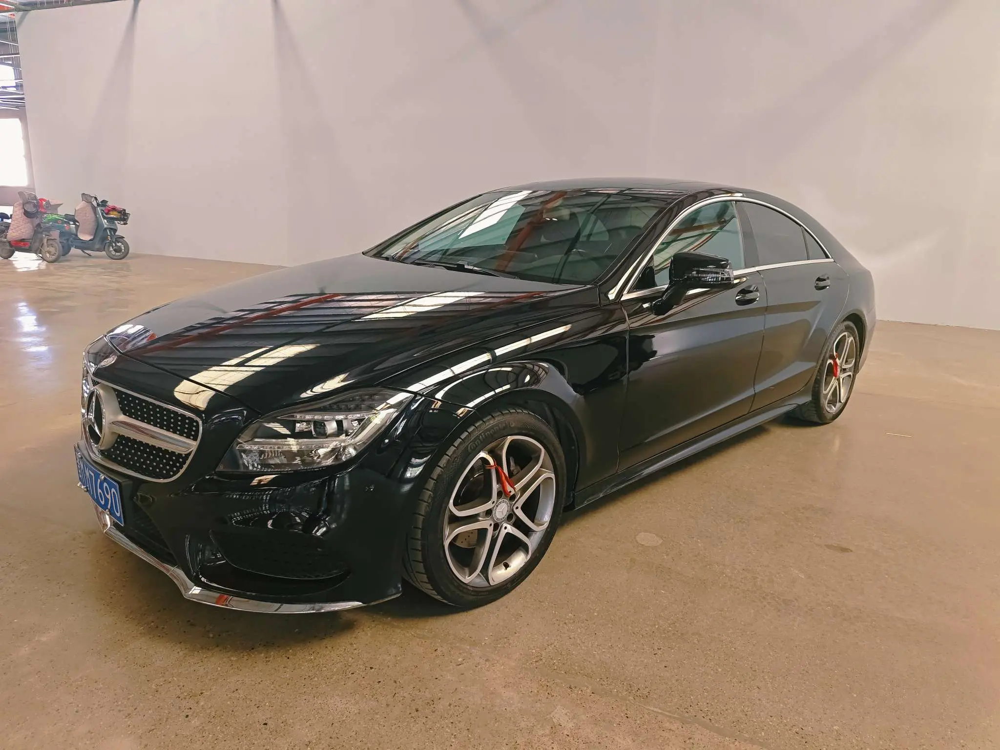Mercedes-Benz Mercedes Benz CLS  из Китая
