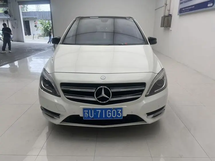 Mercedes-Benz Mercedes Benz B Class  из Китая