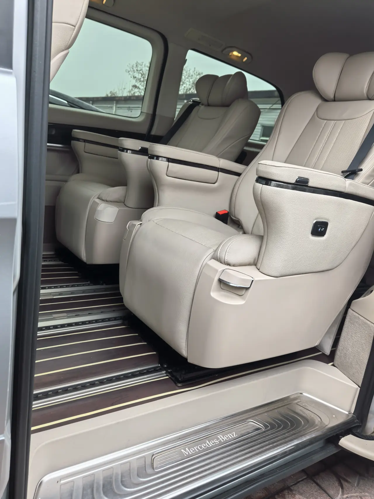 Mercedes-Benz Mercedes Benz V Class  из Китая