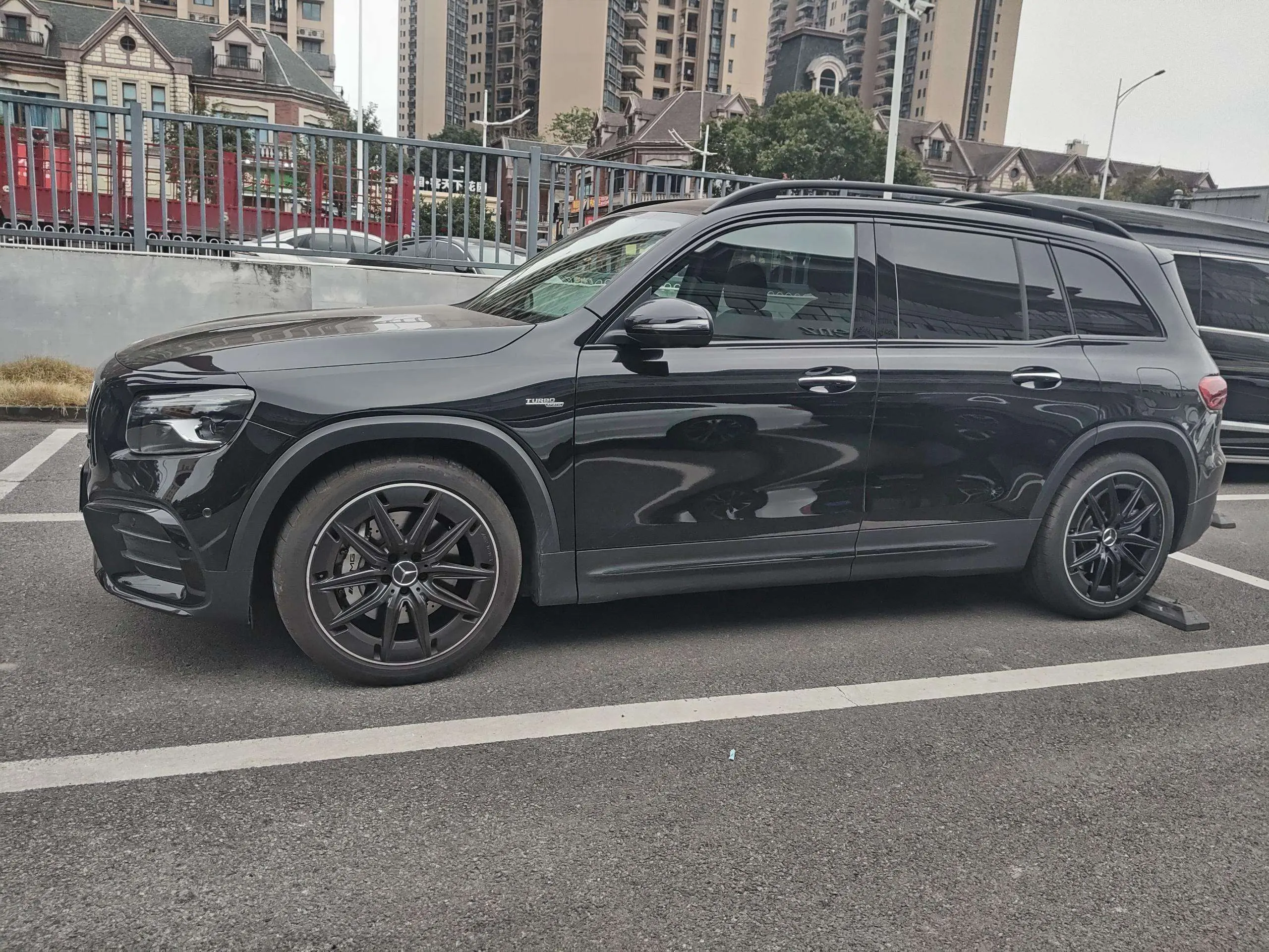 Mercedes-Benz GLB AMG  из Китая