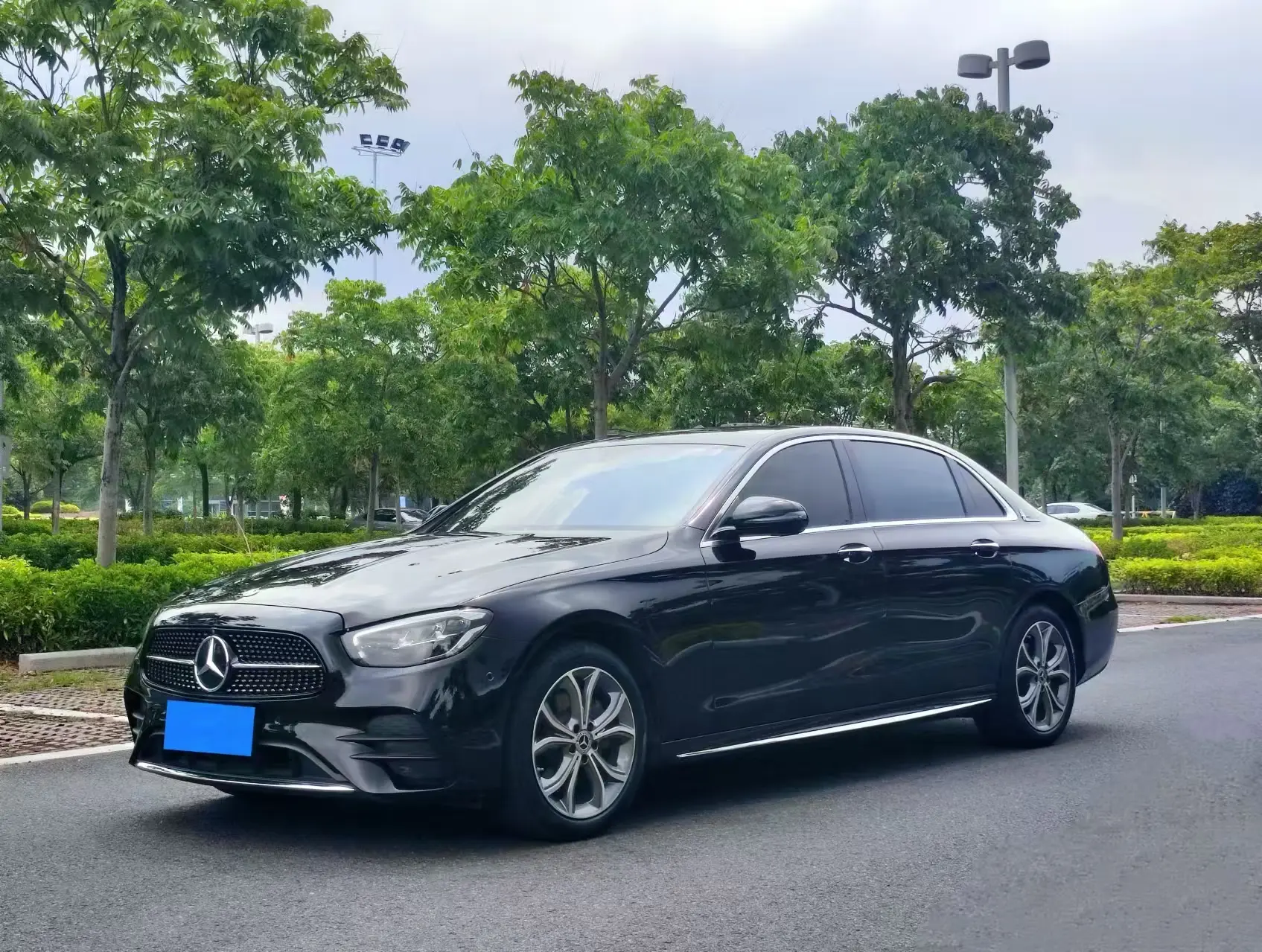 Mercedes-Benz E-Class  из Китая
