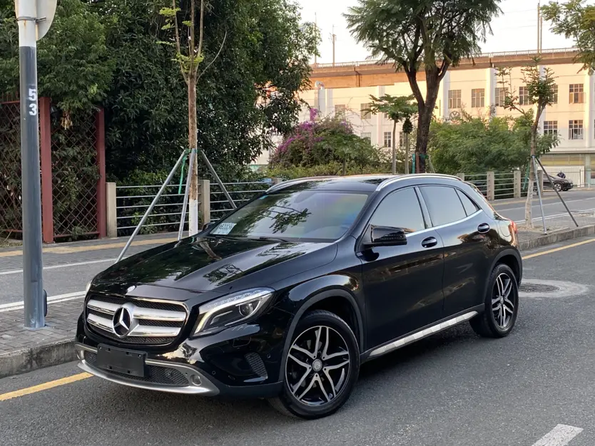 Mercedes-Benz GLA  из Китая
