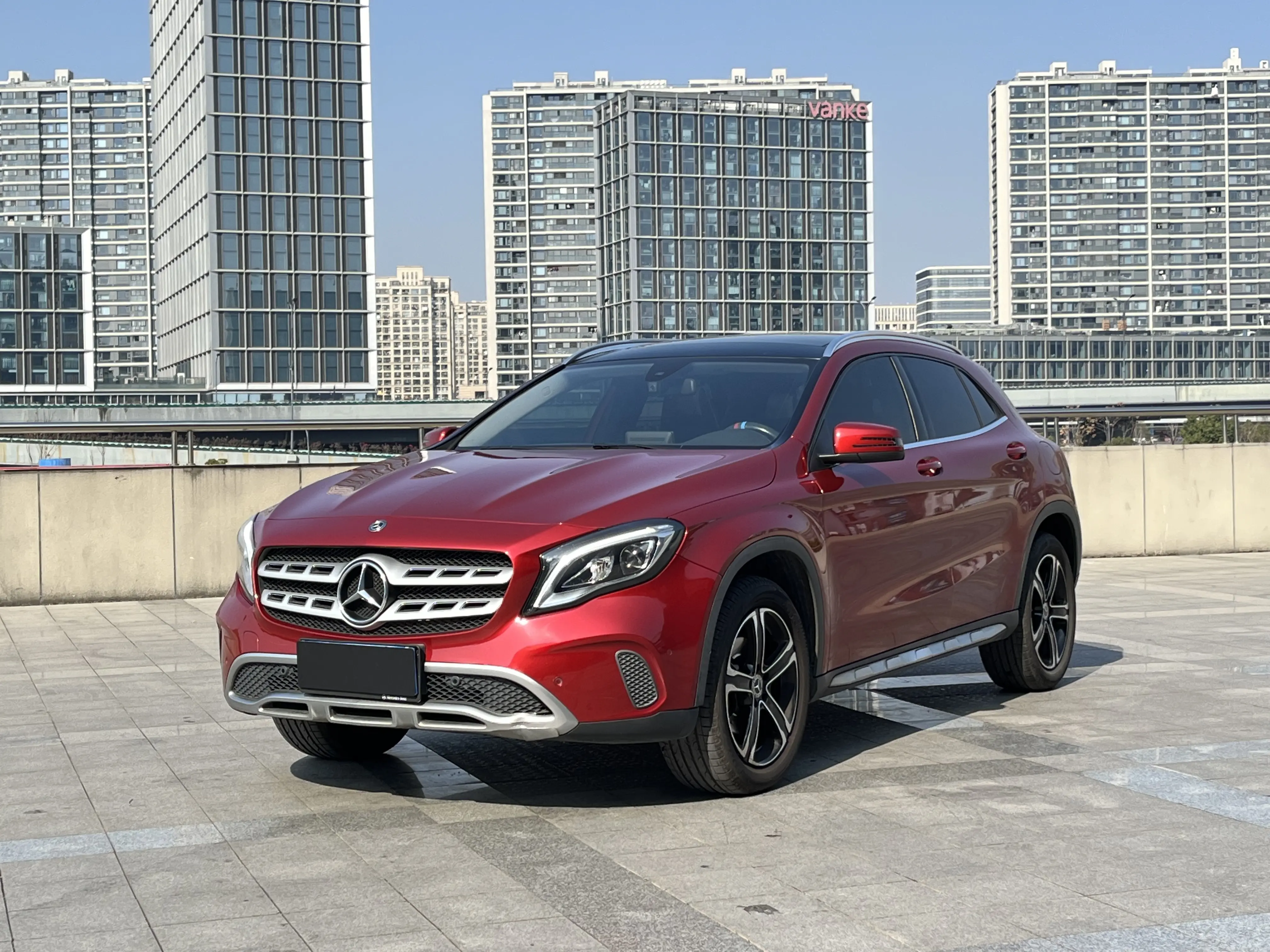 Mercedes-Benz GLA  из Китая