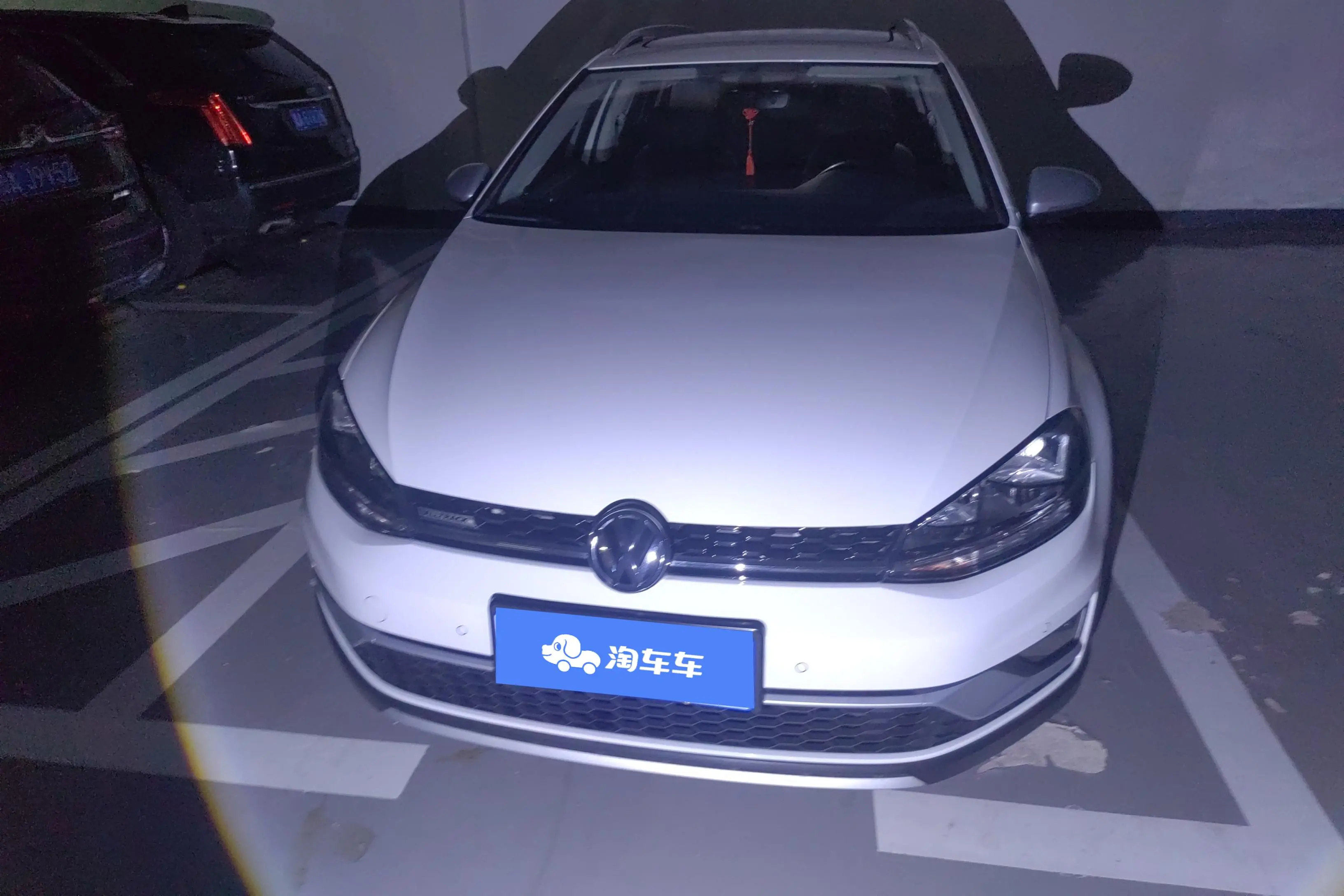 Volkswagen Golf  из Китая