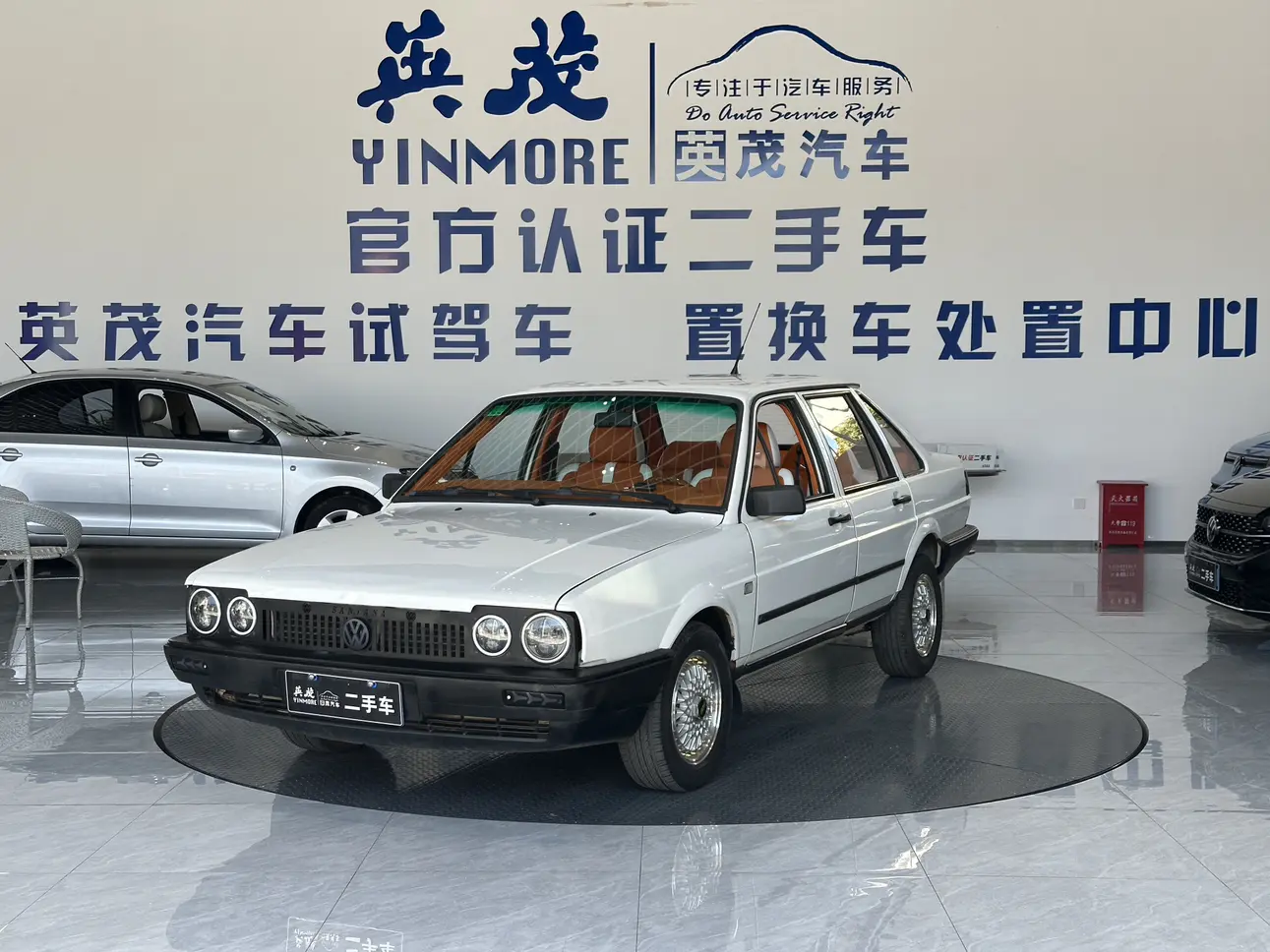 Volkswagen Santana Classic  из Китая