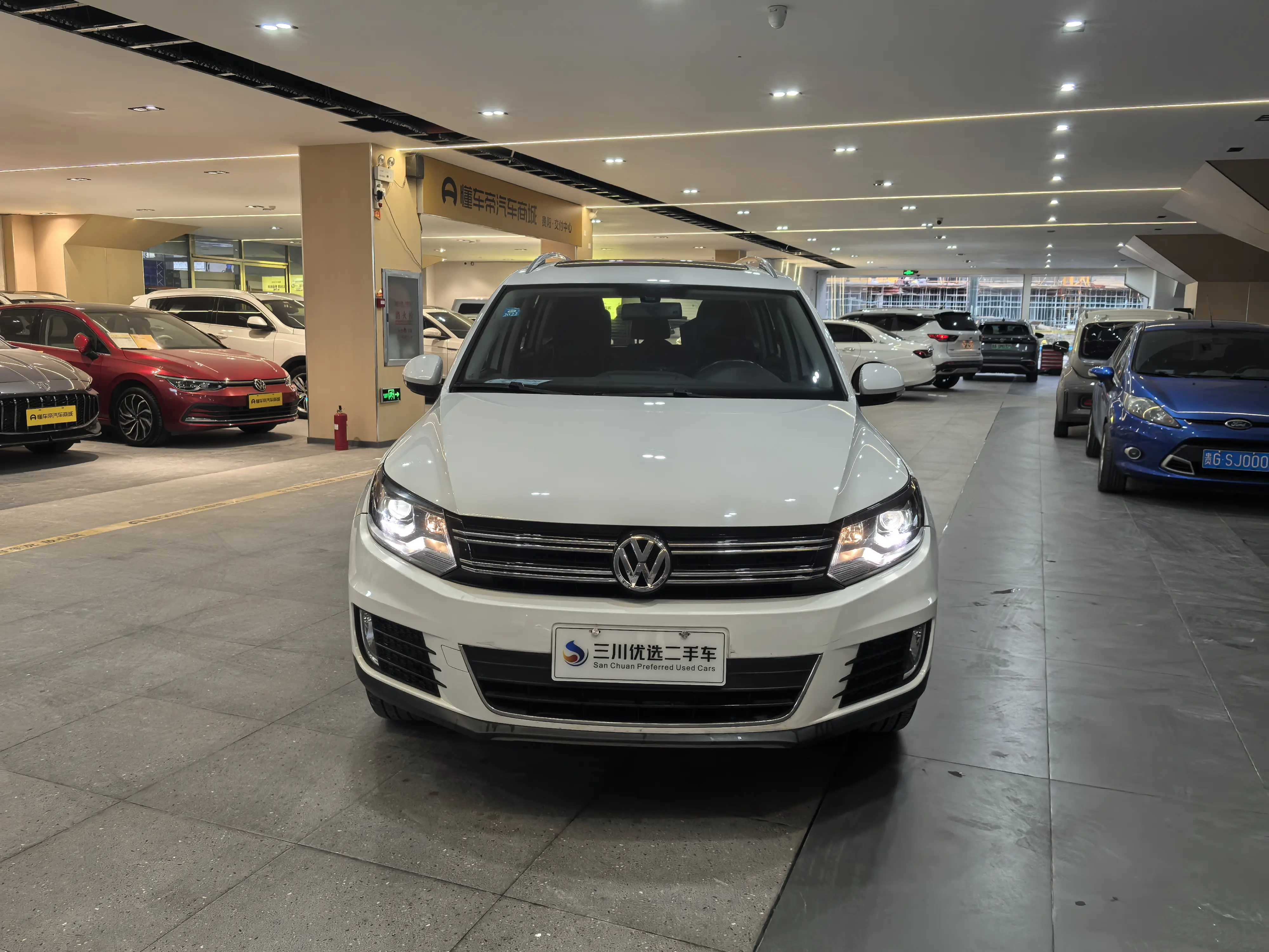 Volkswagen Tiguan  из Китая