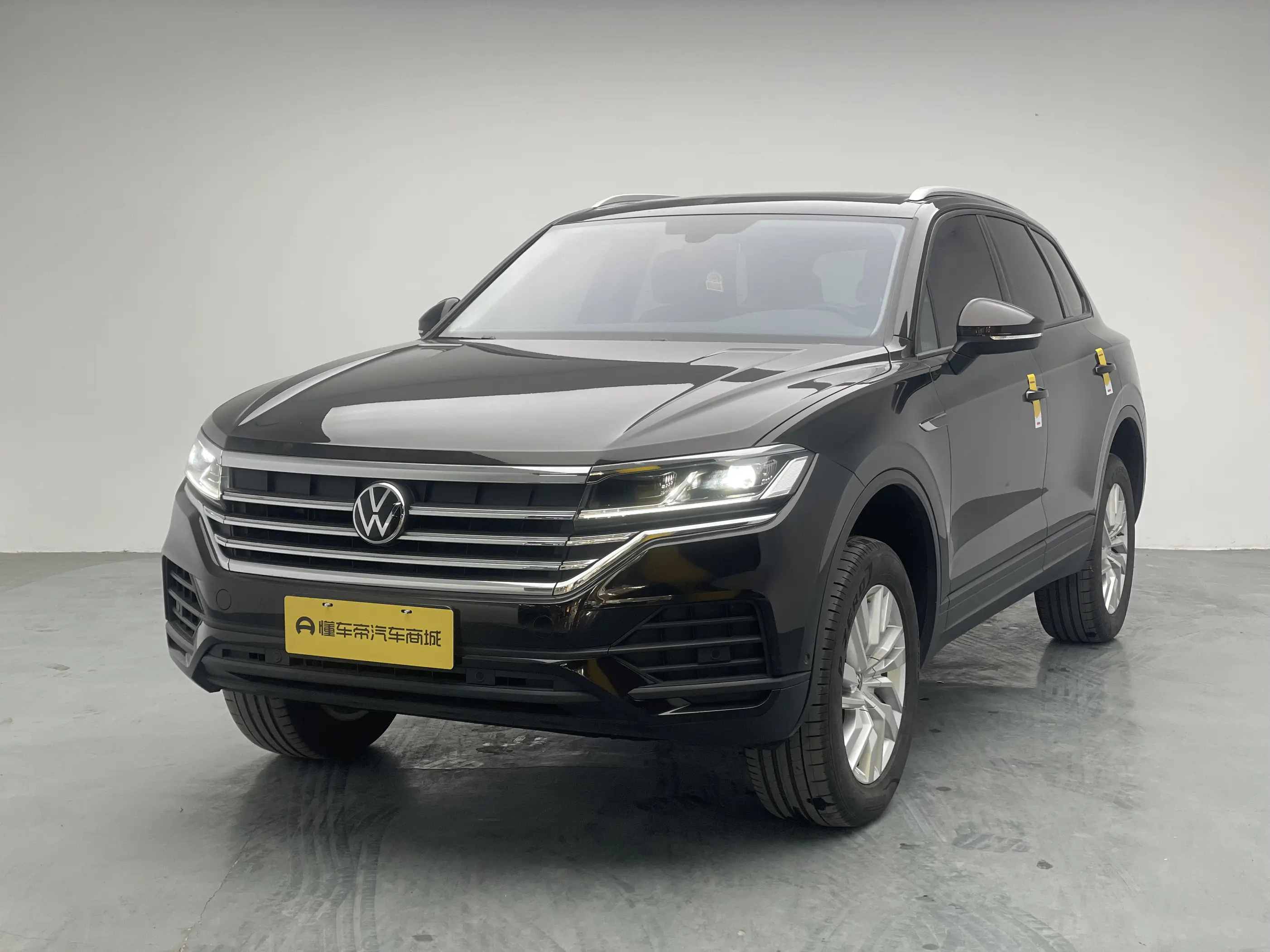 Volkswagen Touareg  из Китая