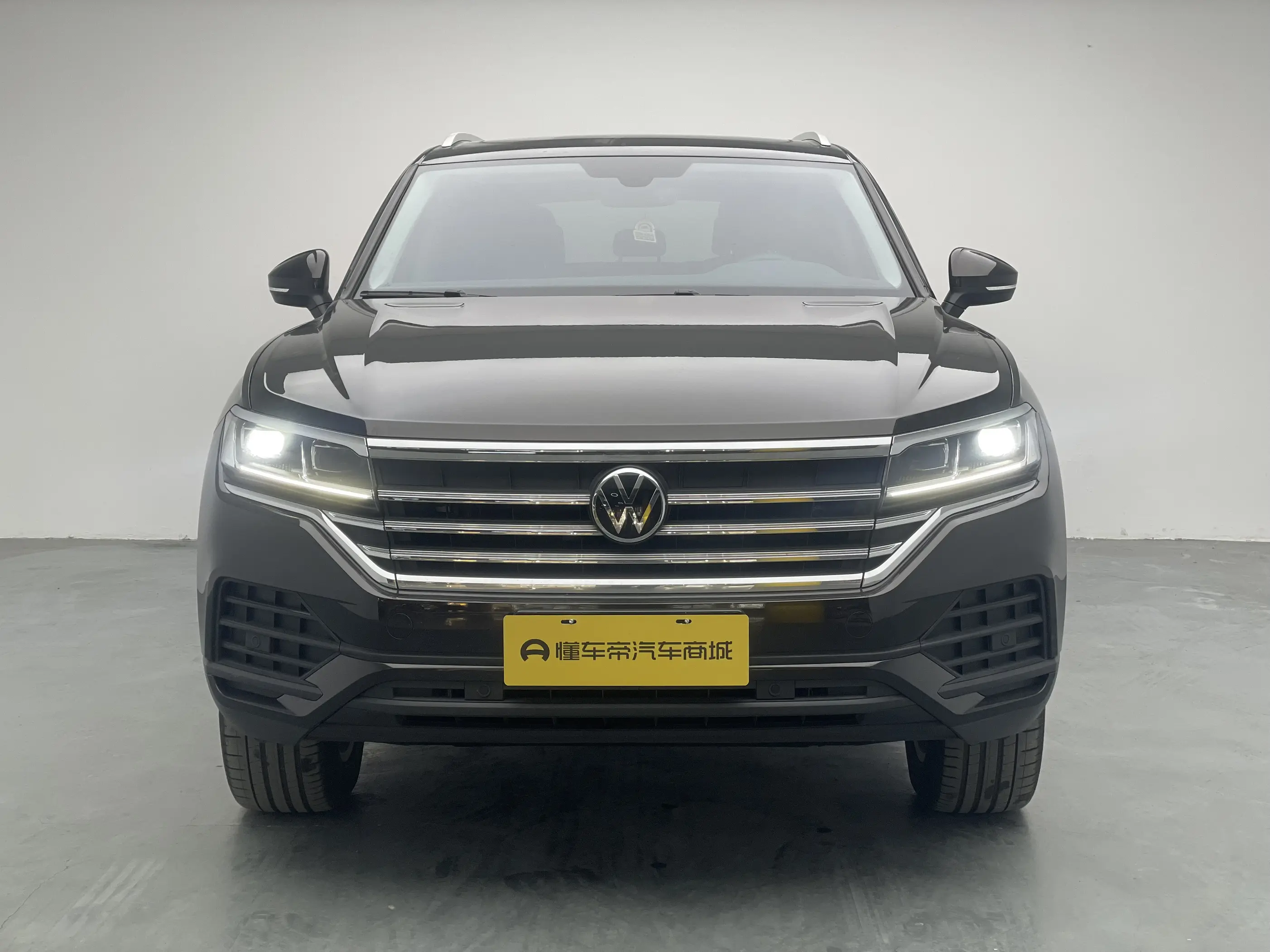 Volkswagen Touareg  из Китая