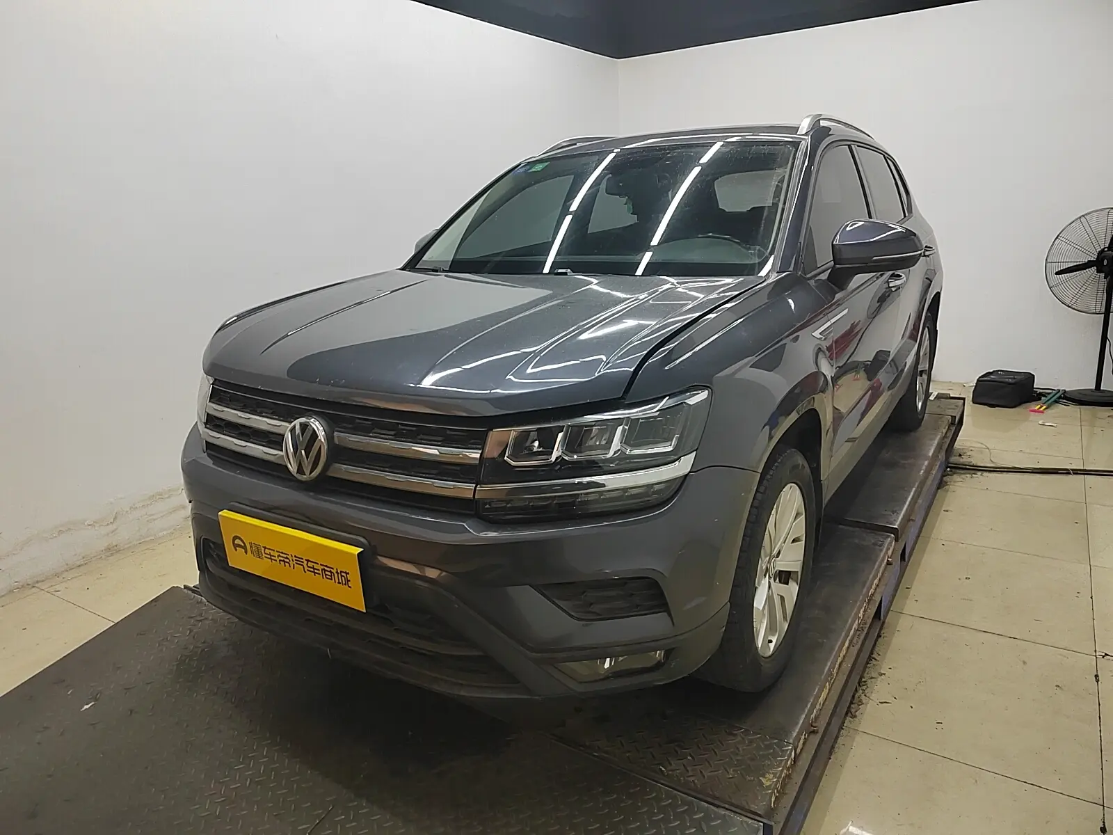 Volkswagen Tharu  из Китая