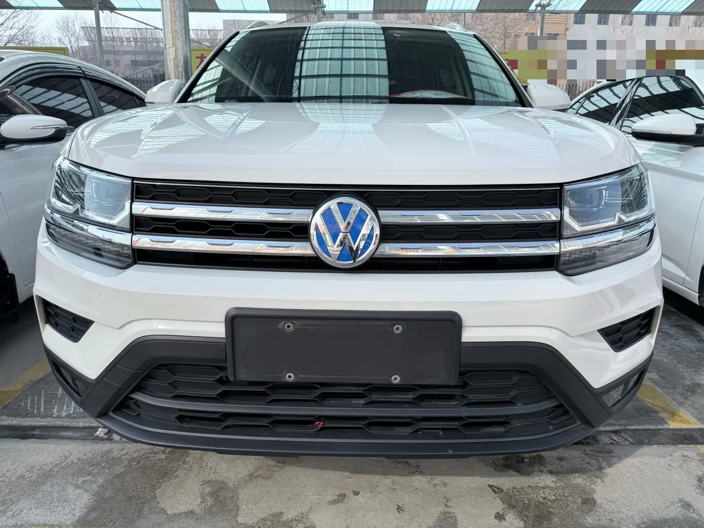 Volkswagen Tharu  из Китая