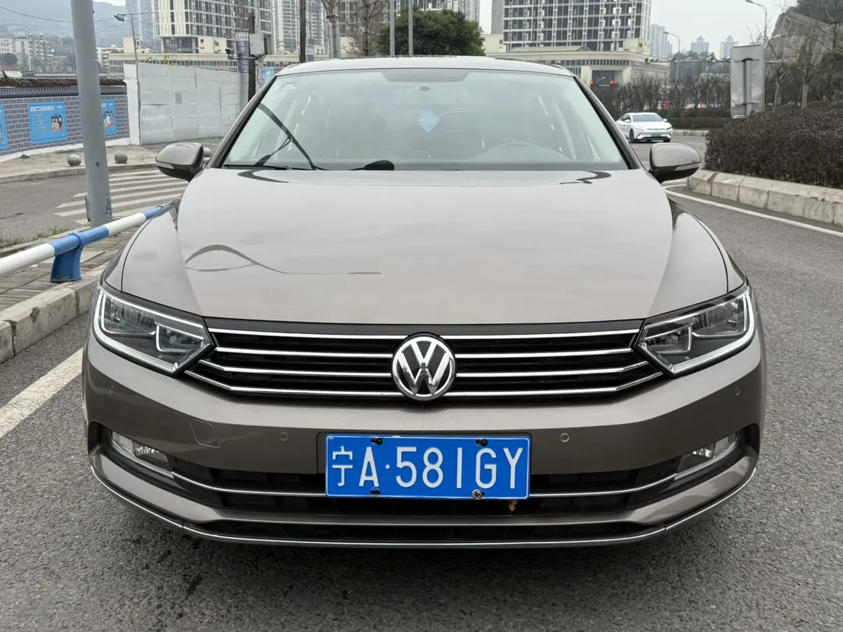 Volkswagen Magotan  из Китая