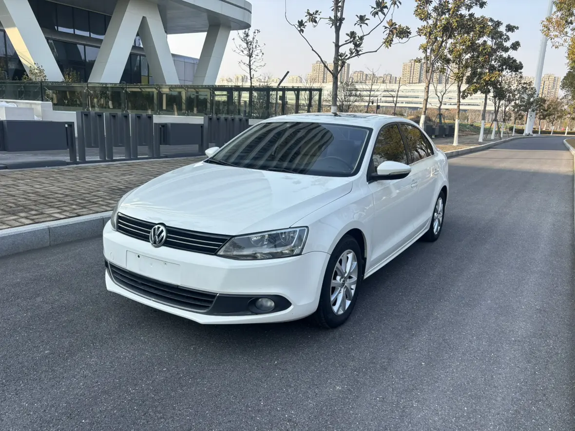 Volkswagen Sagitar  из Китая