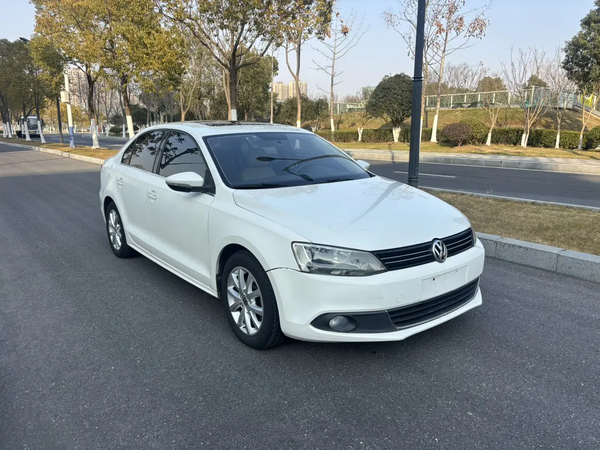 Volkswagen Sagitar  из Китая