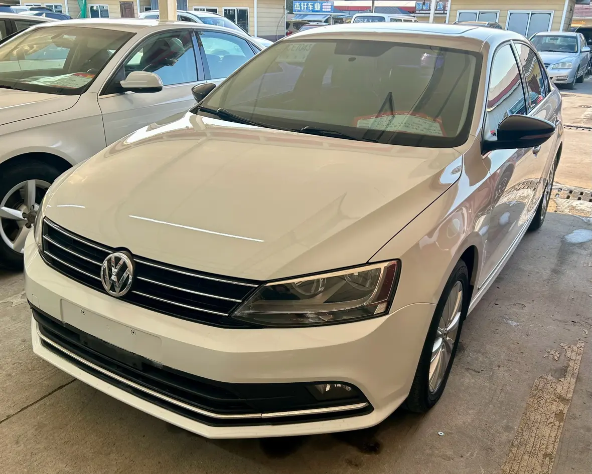 Volkswagen Sagitar  из Китая