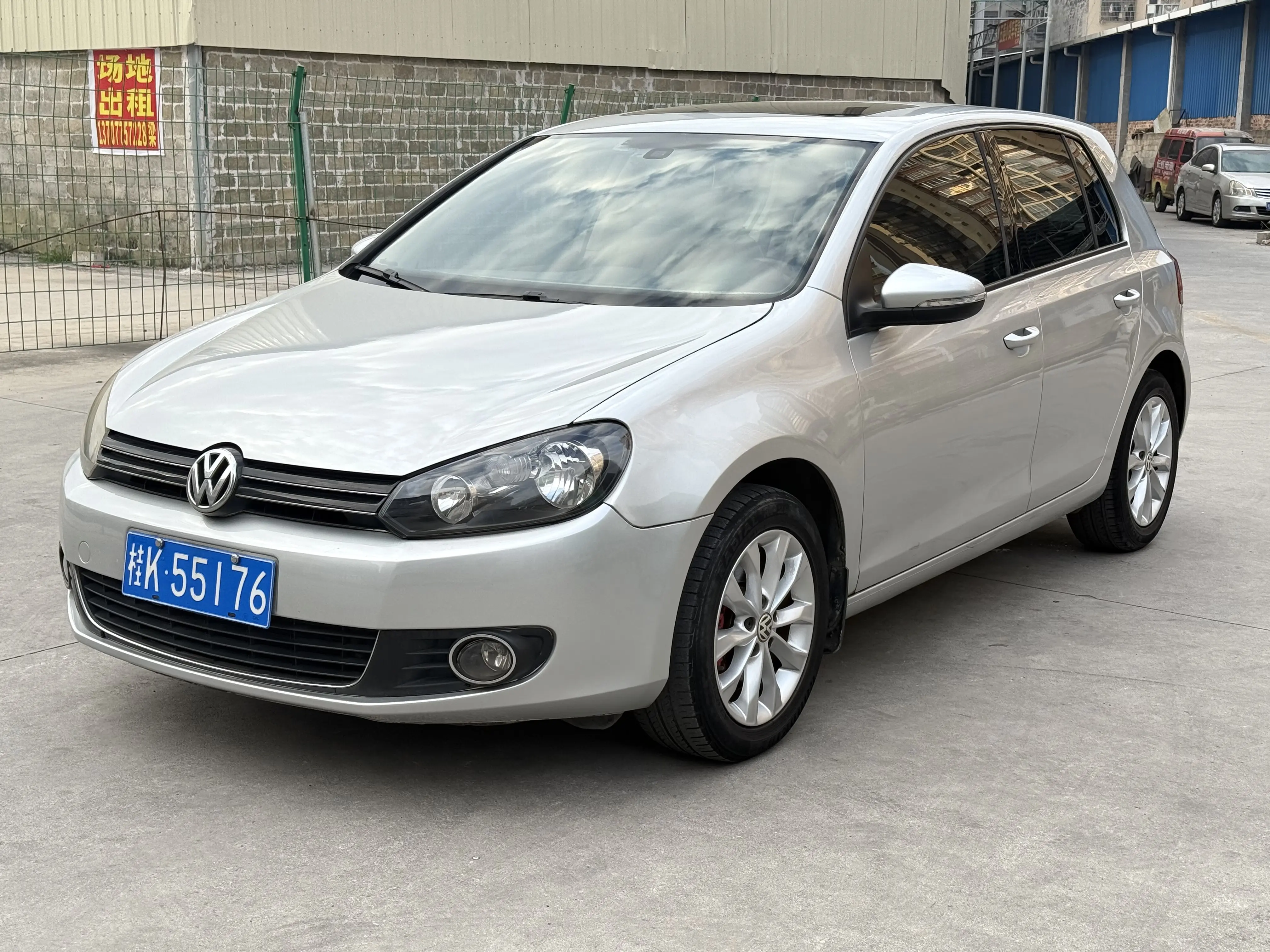 Volkswagen Golf  из Китая