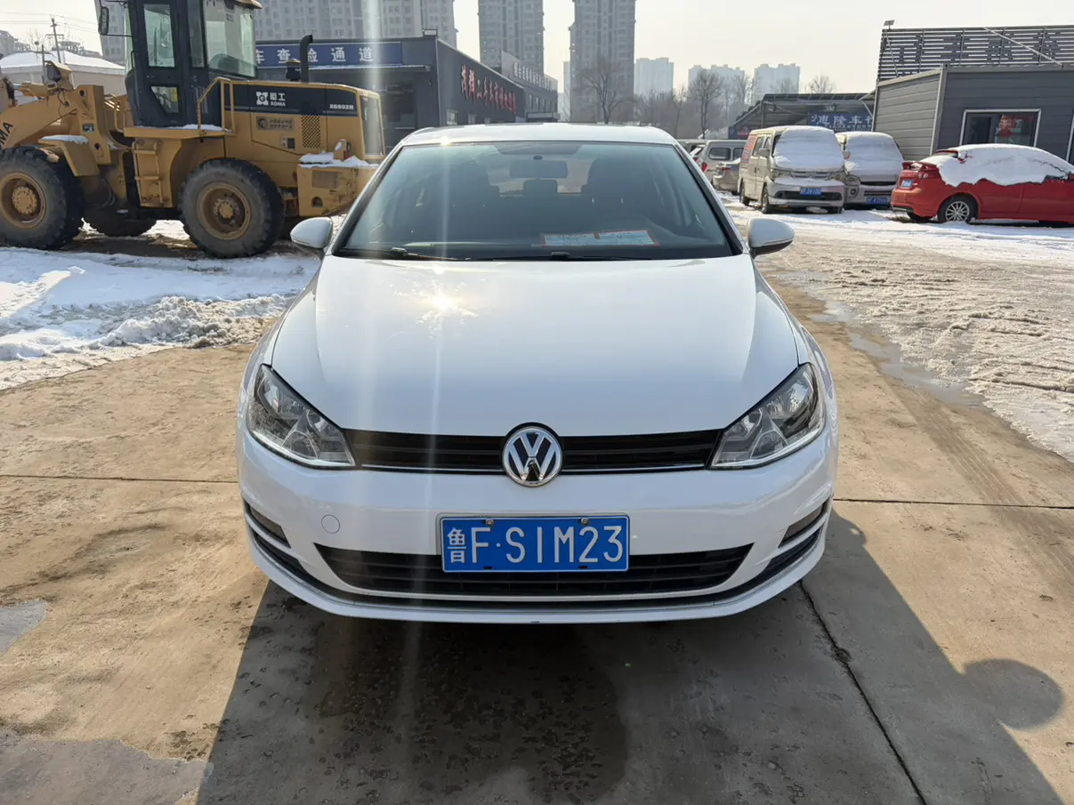 Volkswagen Golf  из Китая