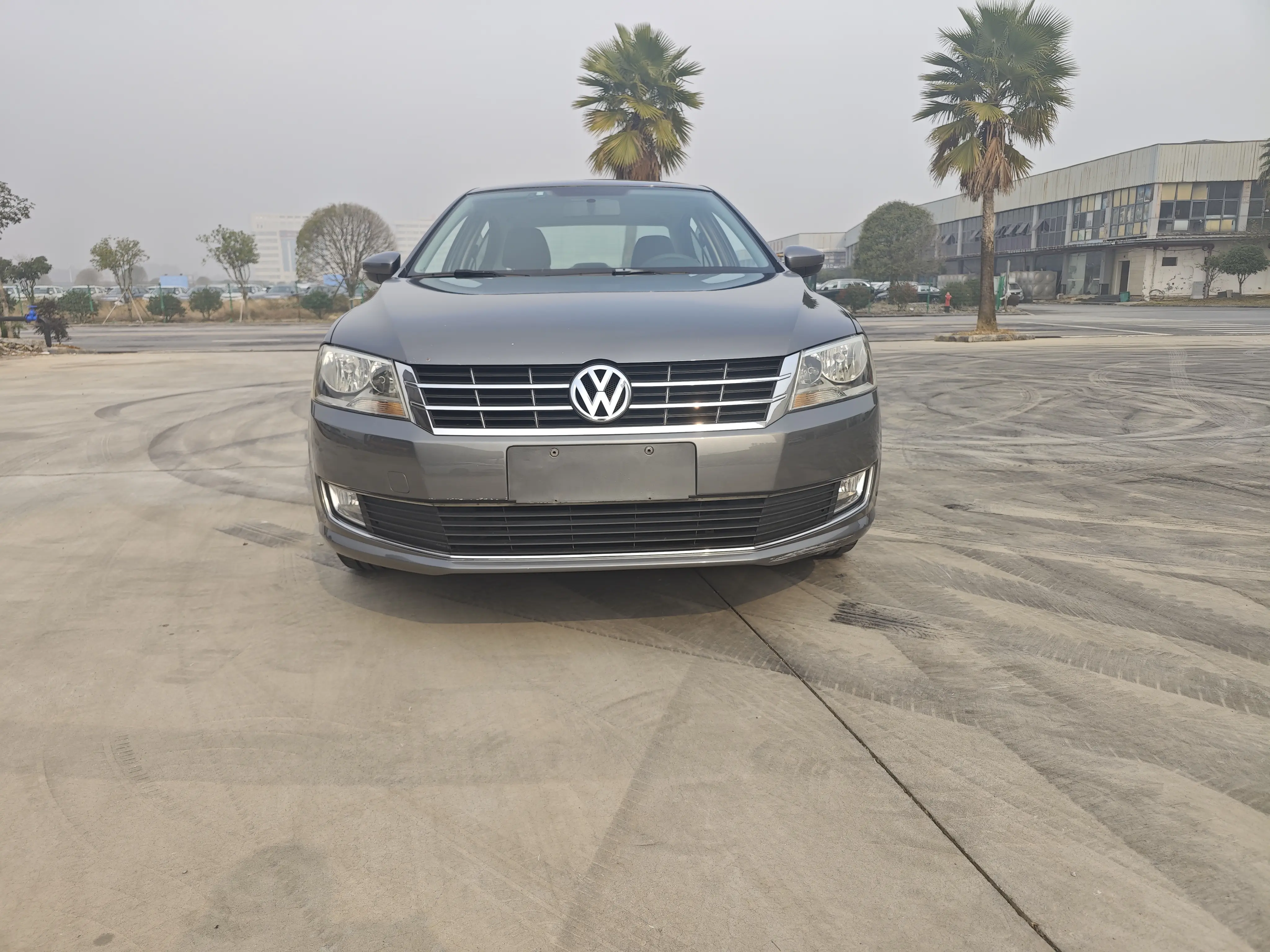 Volkswagen Lavida  из Китая