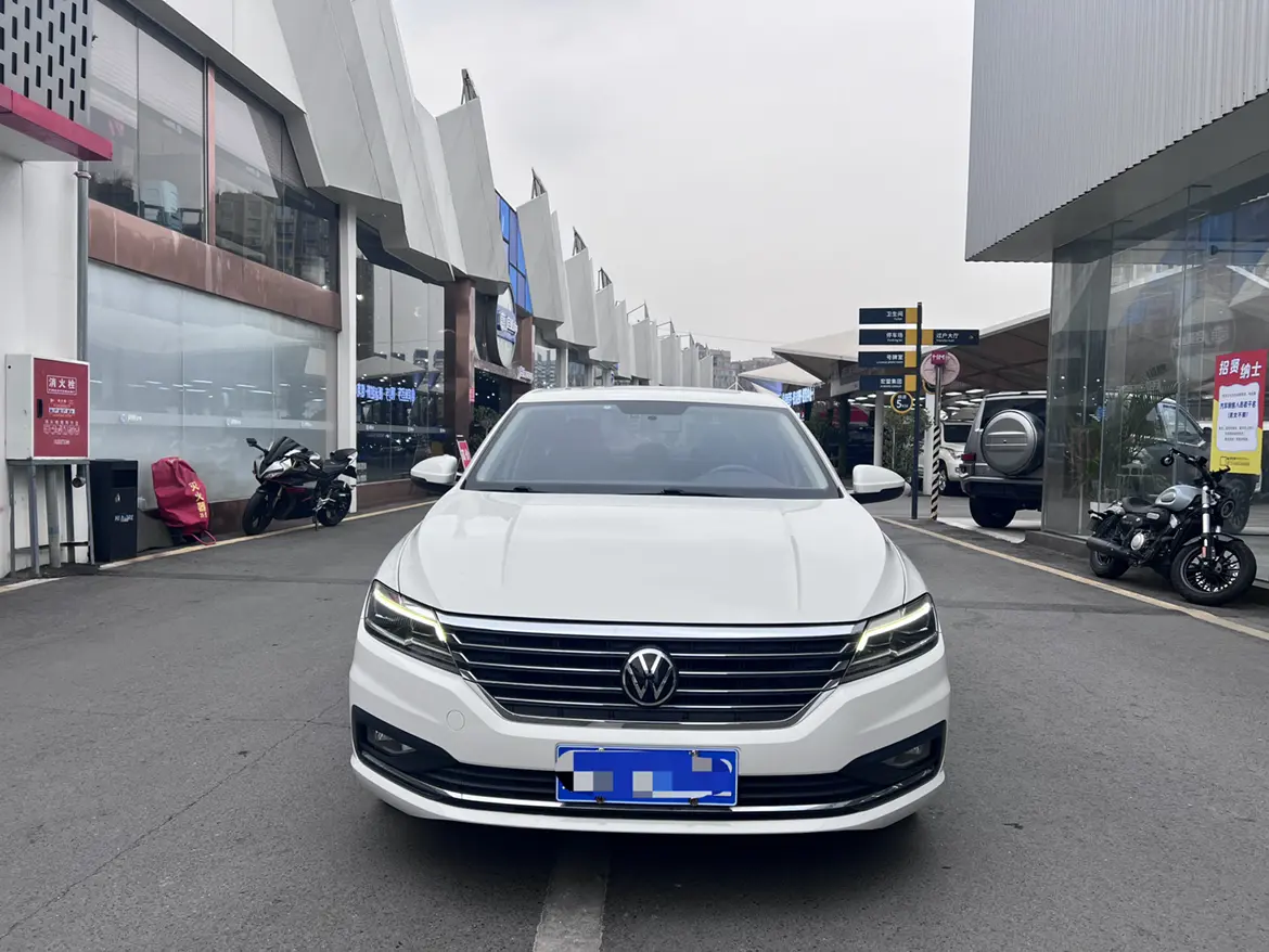 Volkswagen Lavida  из Китая