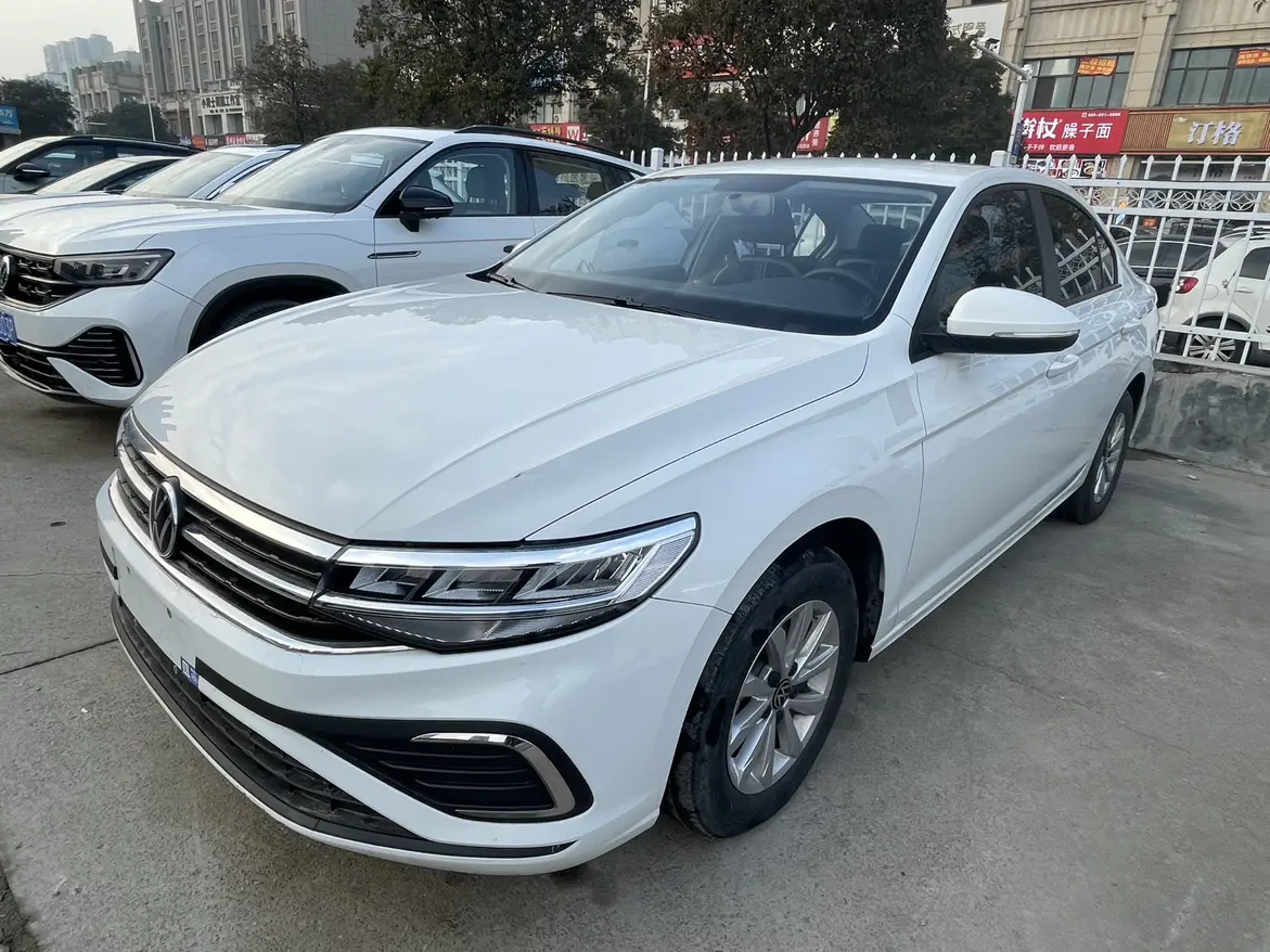 Volkswagen Bora  из Китая