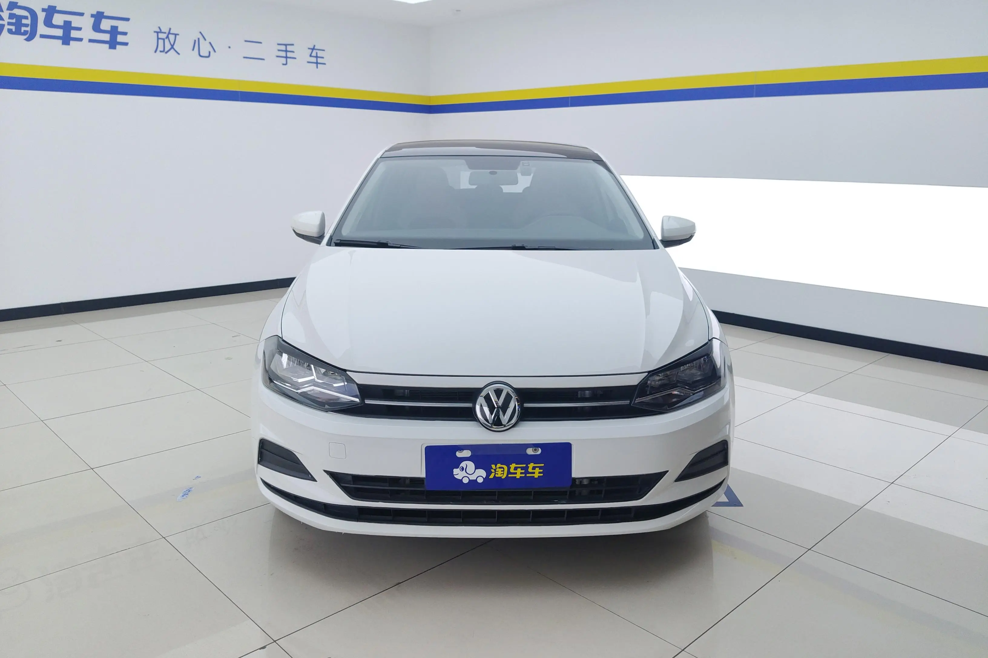 Volkswagen Polo  из Китая