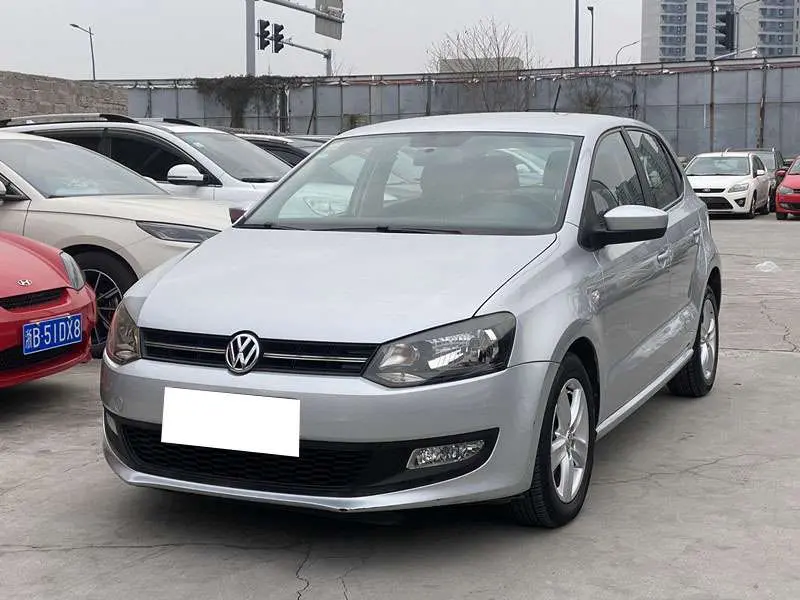 Volkswagen Polo  из Китая