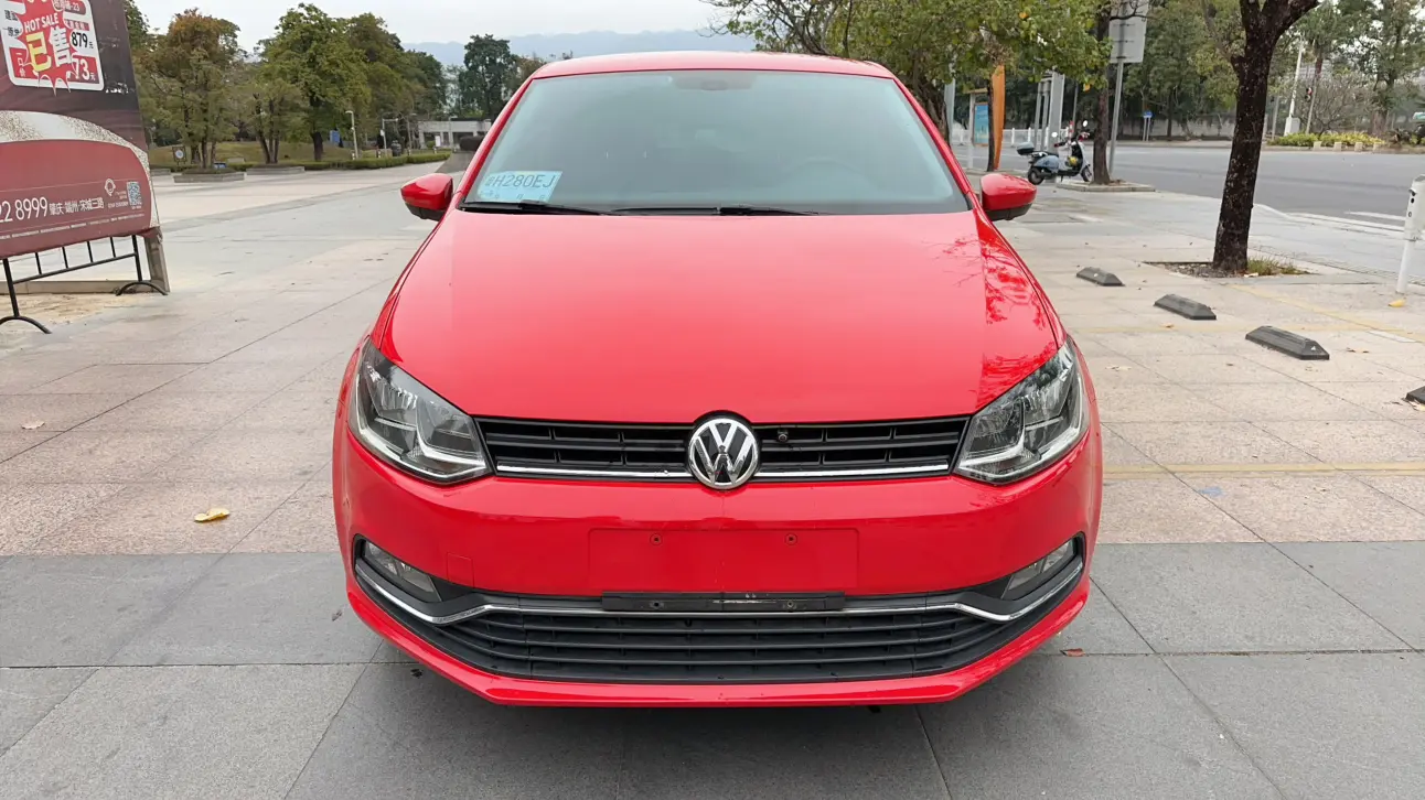 Volkswagen Polo  из Китая
