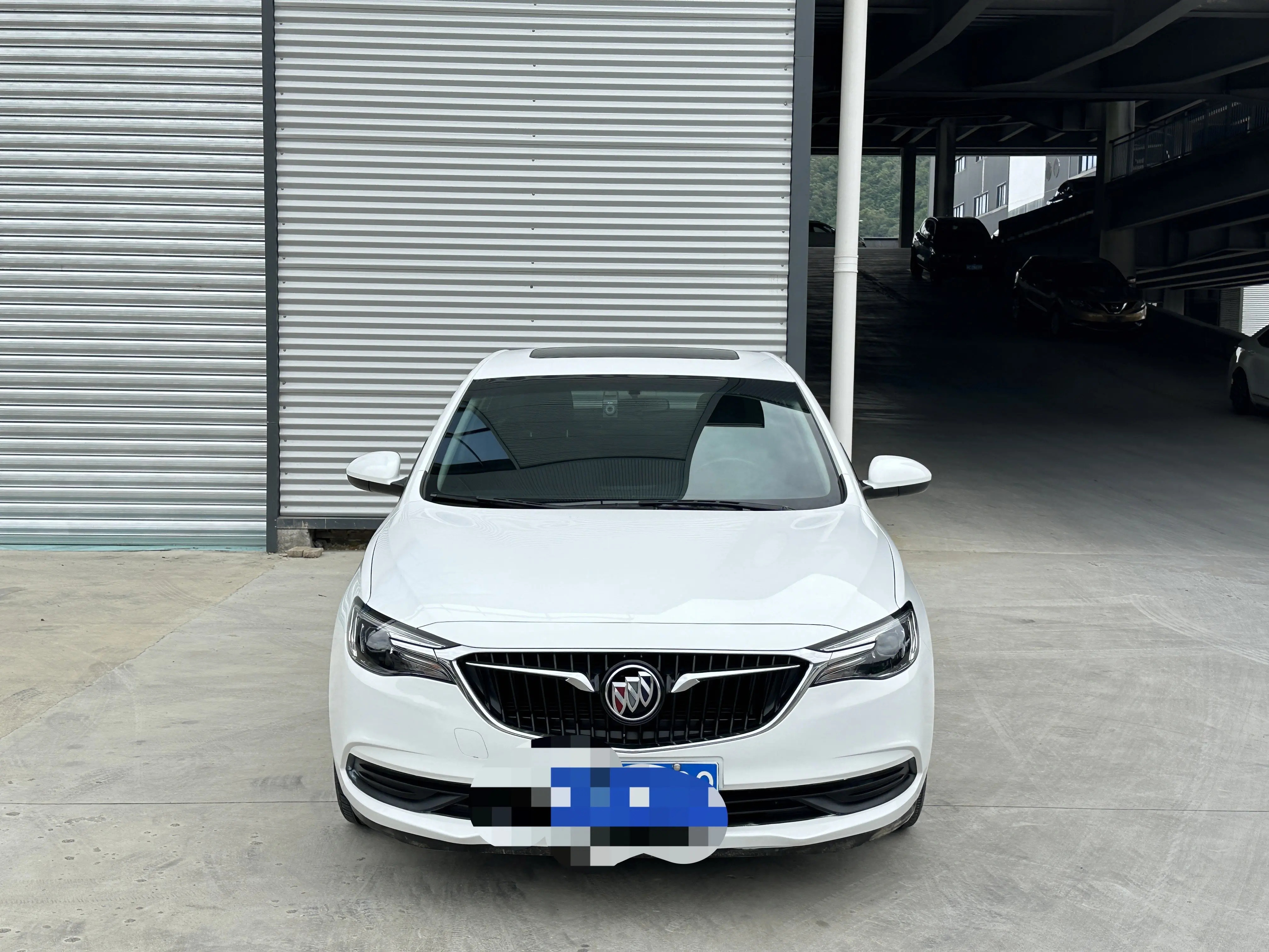 Buick Yinglang  из Китая