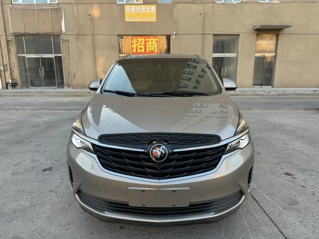 Buick GL8  из Китая