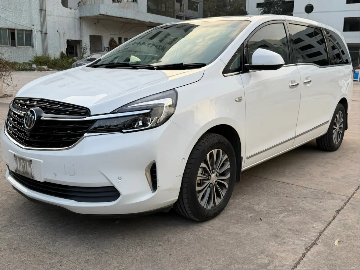 Buick GL8  из Китая